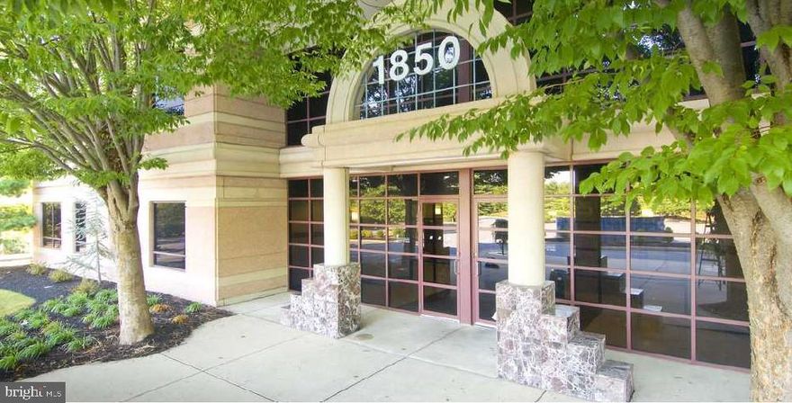 This first floor Class A office space boasts lots of natural light, a mix of open collaborative spaces and private offices, and private patio area. The suite has a work room, kitchenette/breakroom area, and large conference room overlooking one of the many ponds in Greenfield. Can be demised into 2,381 SF and 3,553 SF units.