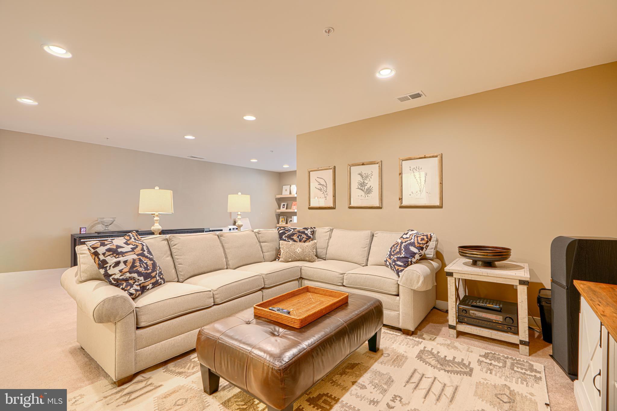 SPARKS/HUNT VALLEY - Residential