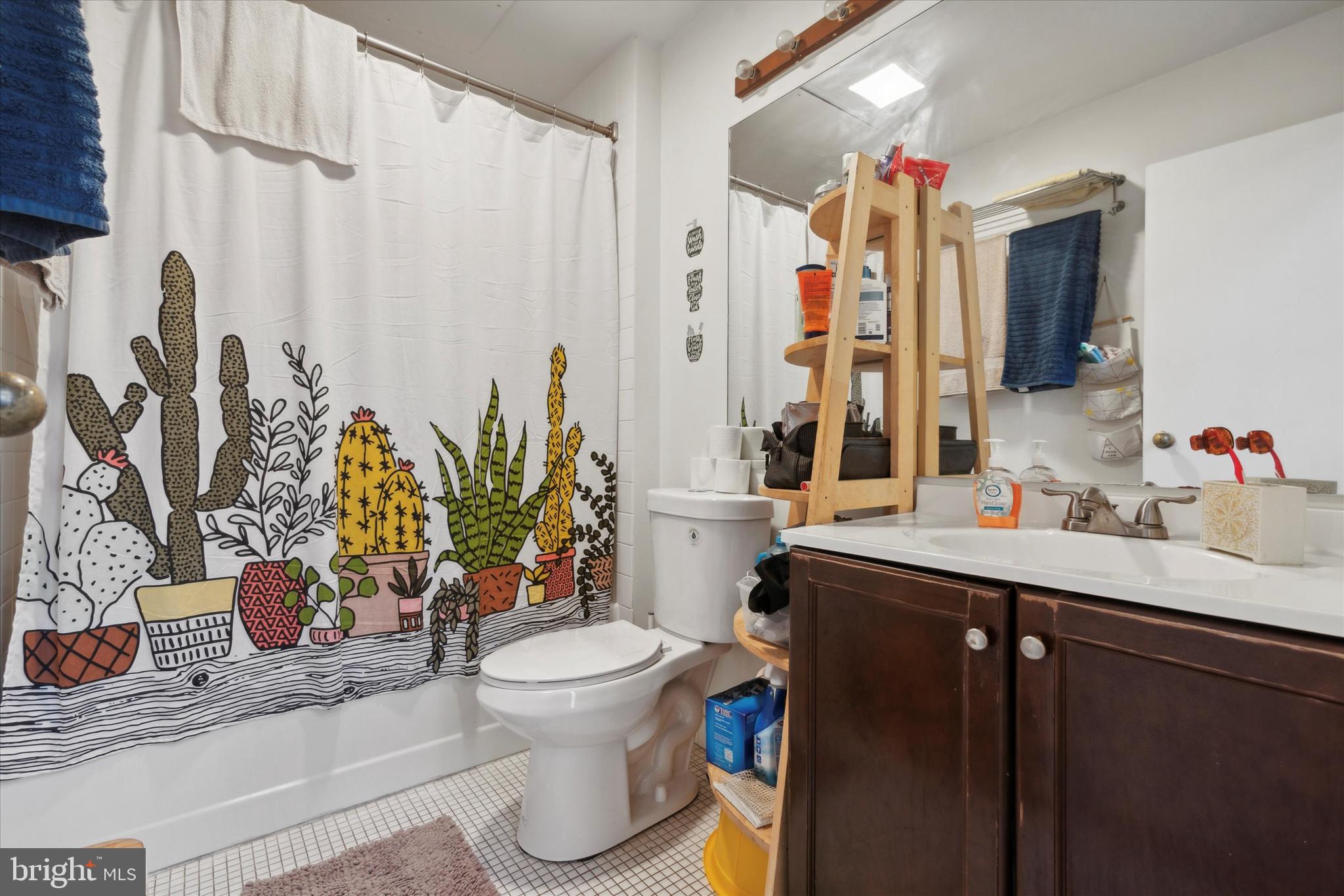 FAIRMOUNT - Residential