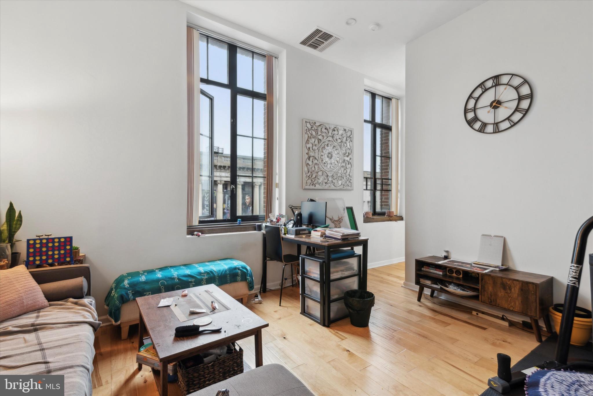 FAIRMOUNT - Residential