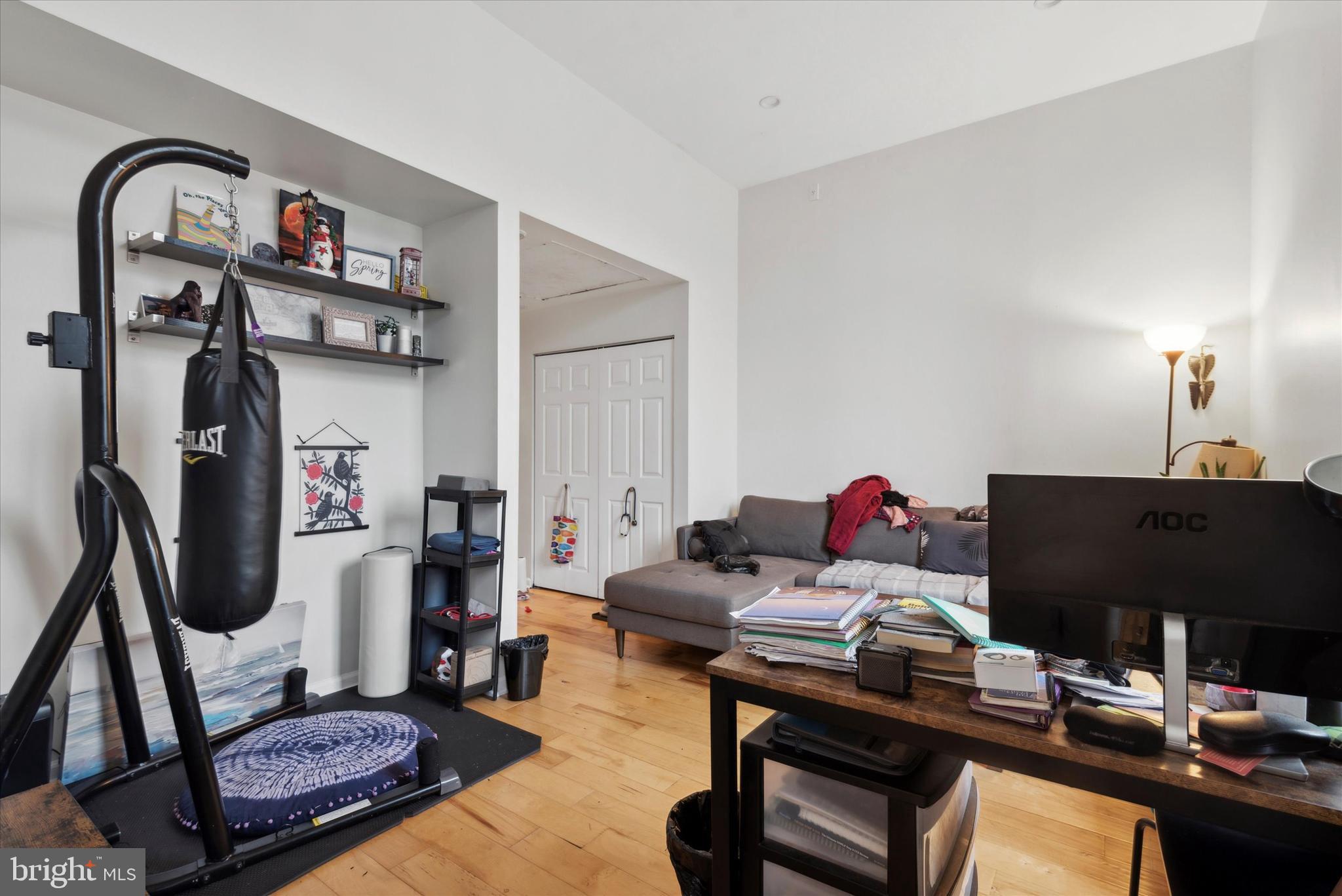 FAIRMOUNT - Residential