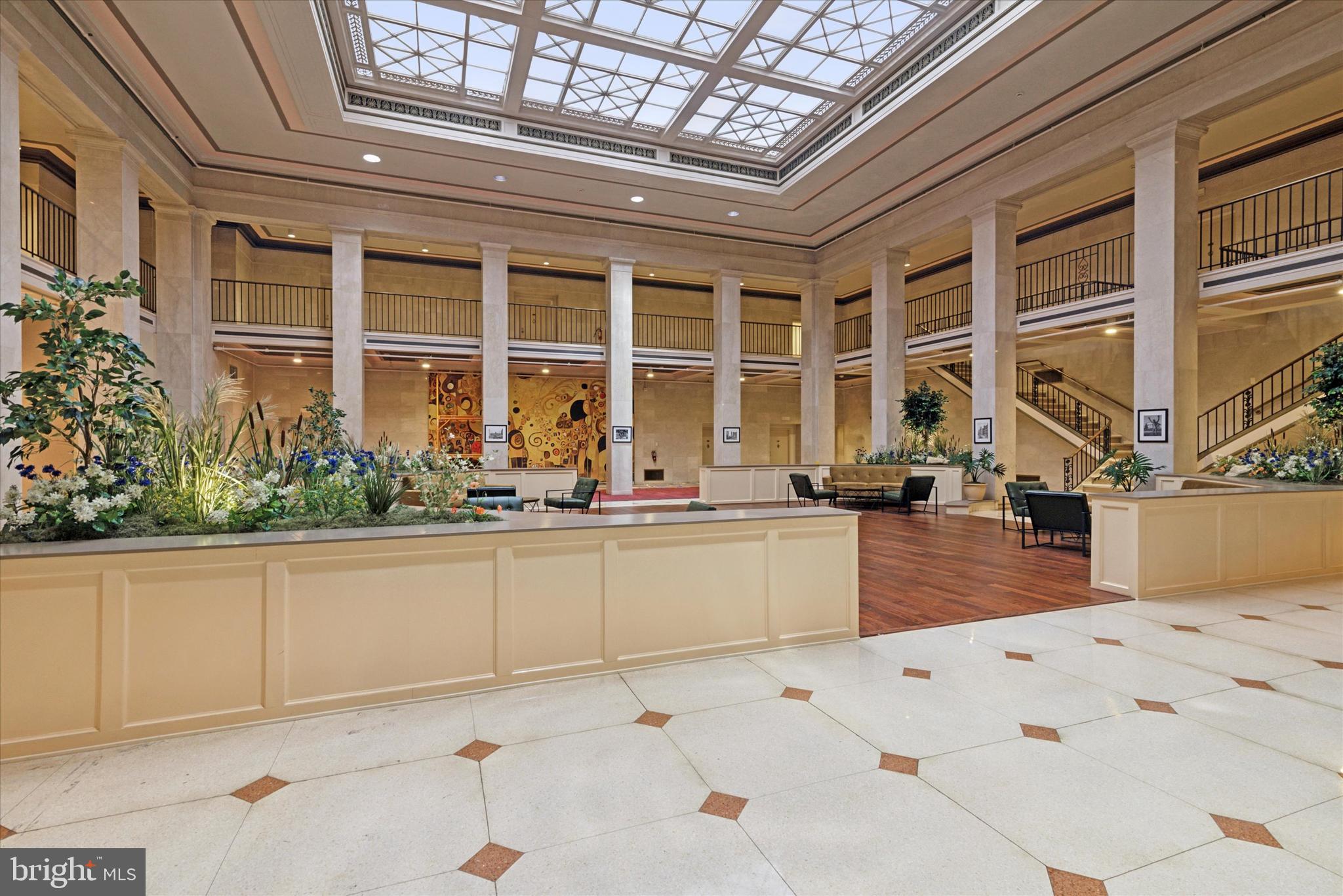 FAIRMOUNT - Residential