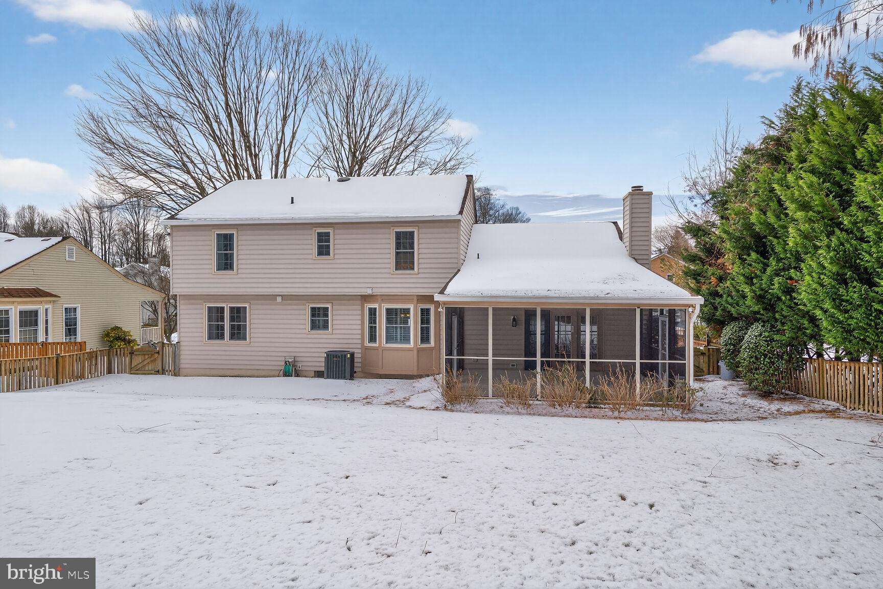 LAKEWOOD HILLS - Residential