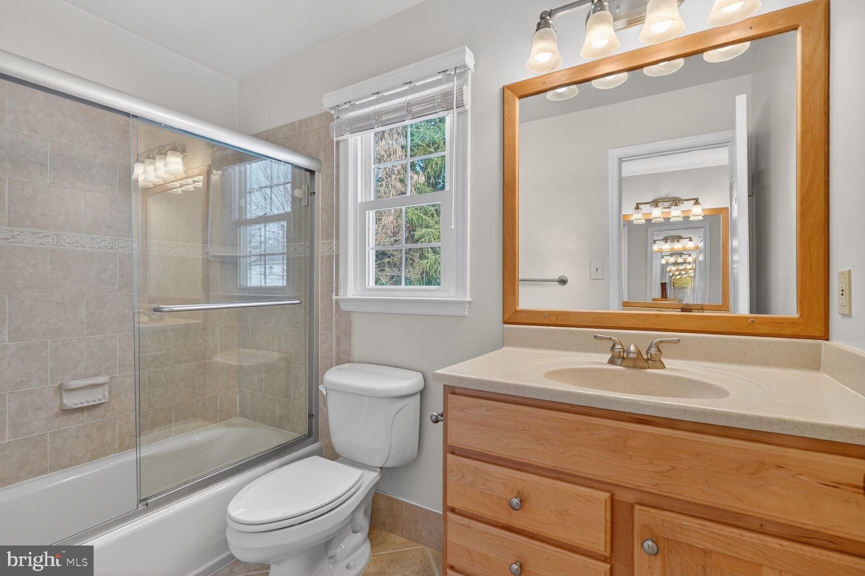 LAKEWOOD HILLS - Residential