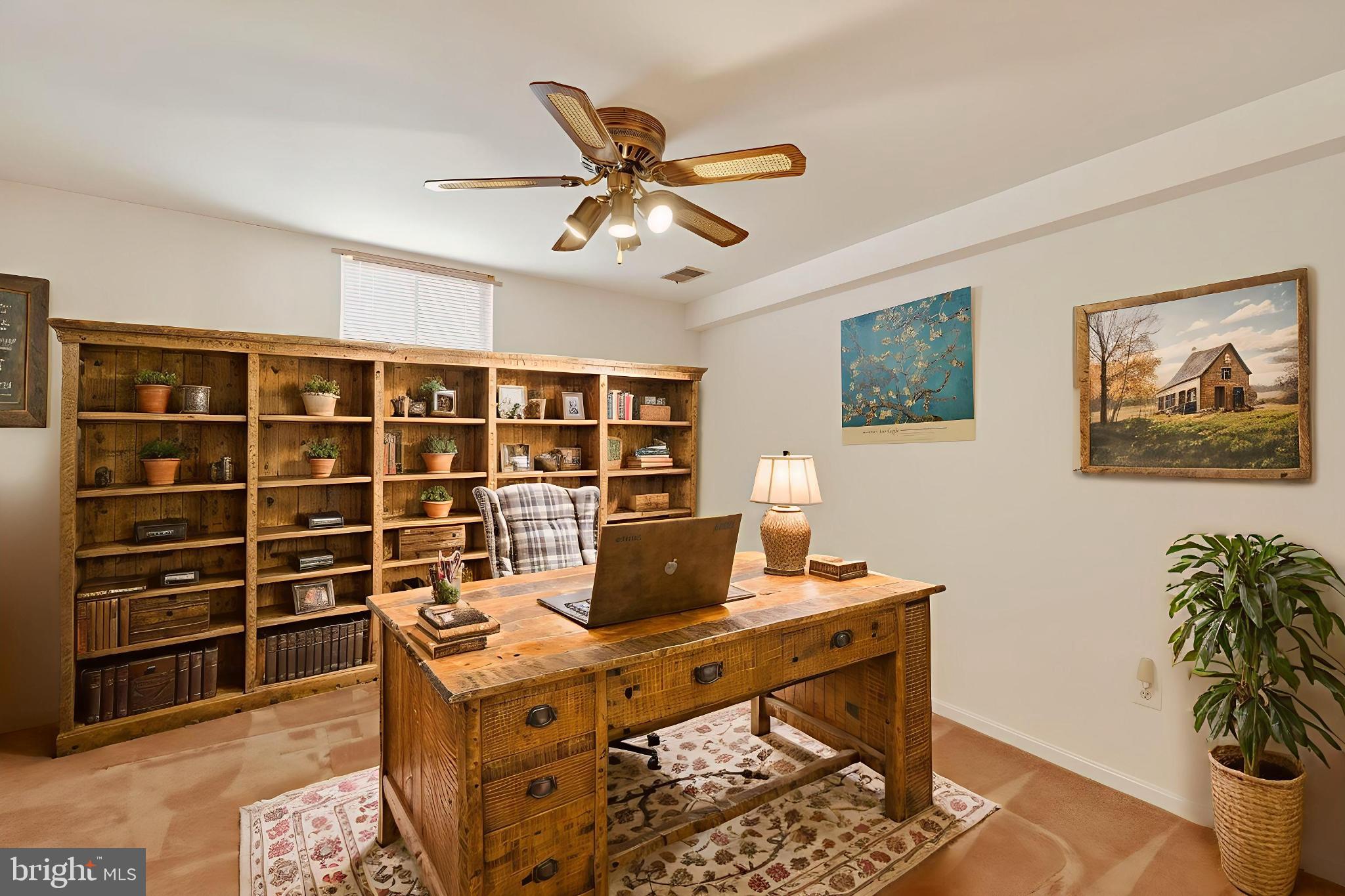 LAKEWOOD HILLS - Residential