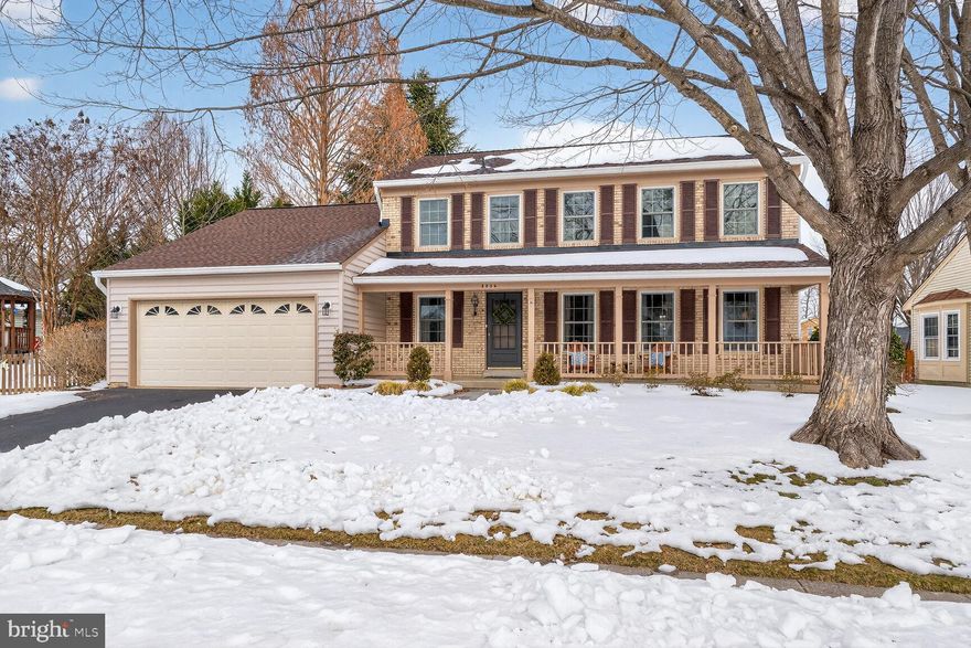 Welcome to 8836 Shadowlake Drive, a beautifully maintained home in a well-established Springfield community. Fresh paint, new carpet, and refinished Brazilian cherry hardwood floors. Updated kitchen with newer appliances, lots of cabinetry, and natural light. This home is designed for comfortable living. The main level offers inviting spaces for both everyday life and entertaining. 

The upper level features spacious bedrooms, including a relaxing primary suite with a walk-in closet and updated bathroom. The lower level offers flexible additional living space perfect for a recreation room, guest area, or home office. The cedar closet is perfect for 4-season living.

Enjoy a large screened-in patio and a fenced-in backyard, plus a convenient location near major commuter routes, shopping, dining, parks, and more. A wonderful opportunity to enjoy comfort, convenience, and community in the heart of Springfield. AI pictures are included to help you visualize the possibilities.