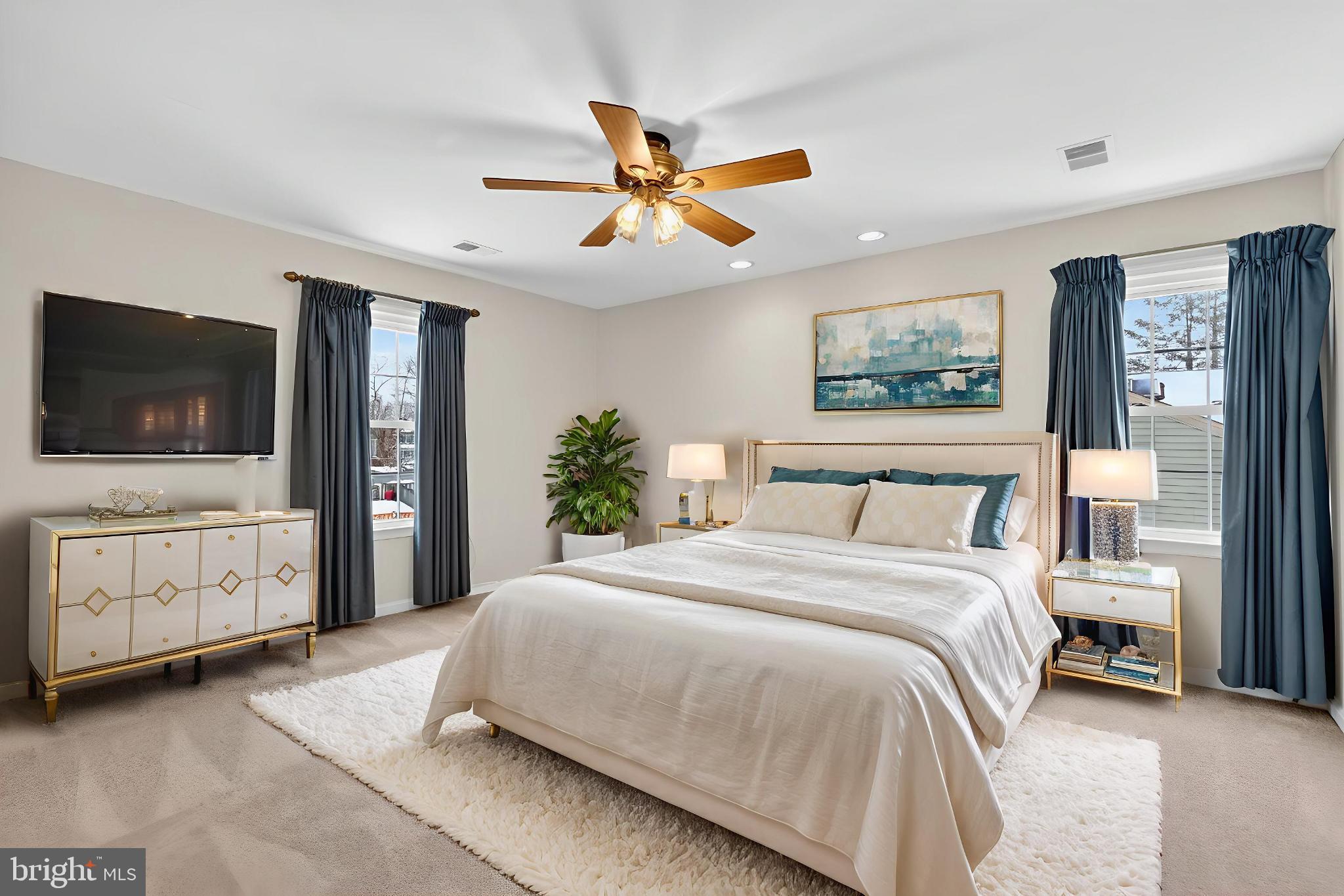 LAKEWOOD HILLS - Residential