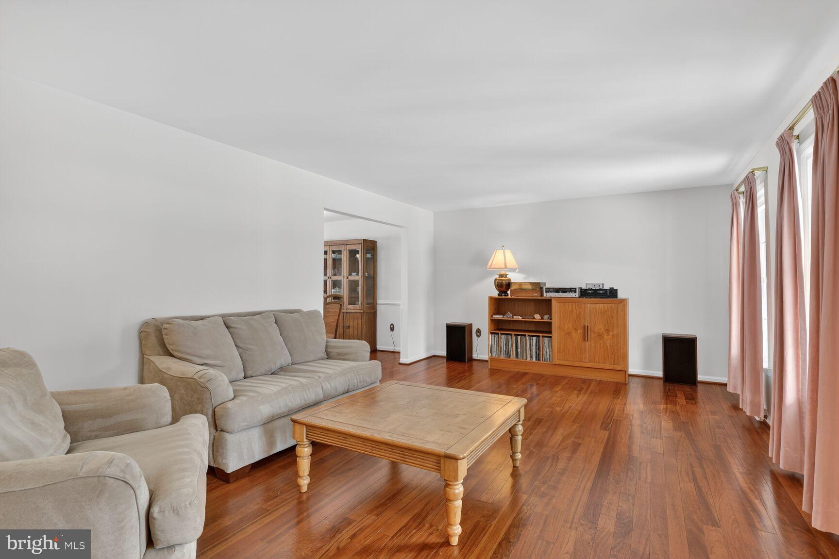 LAKEWOOD HILLS - Residential