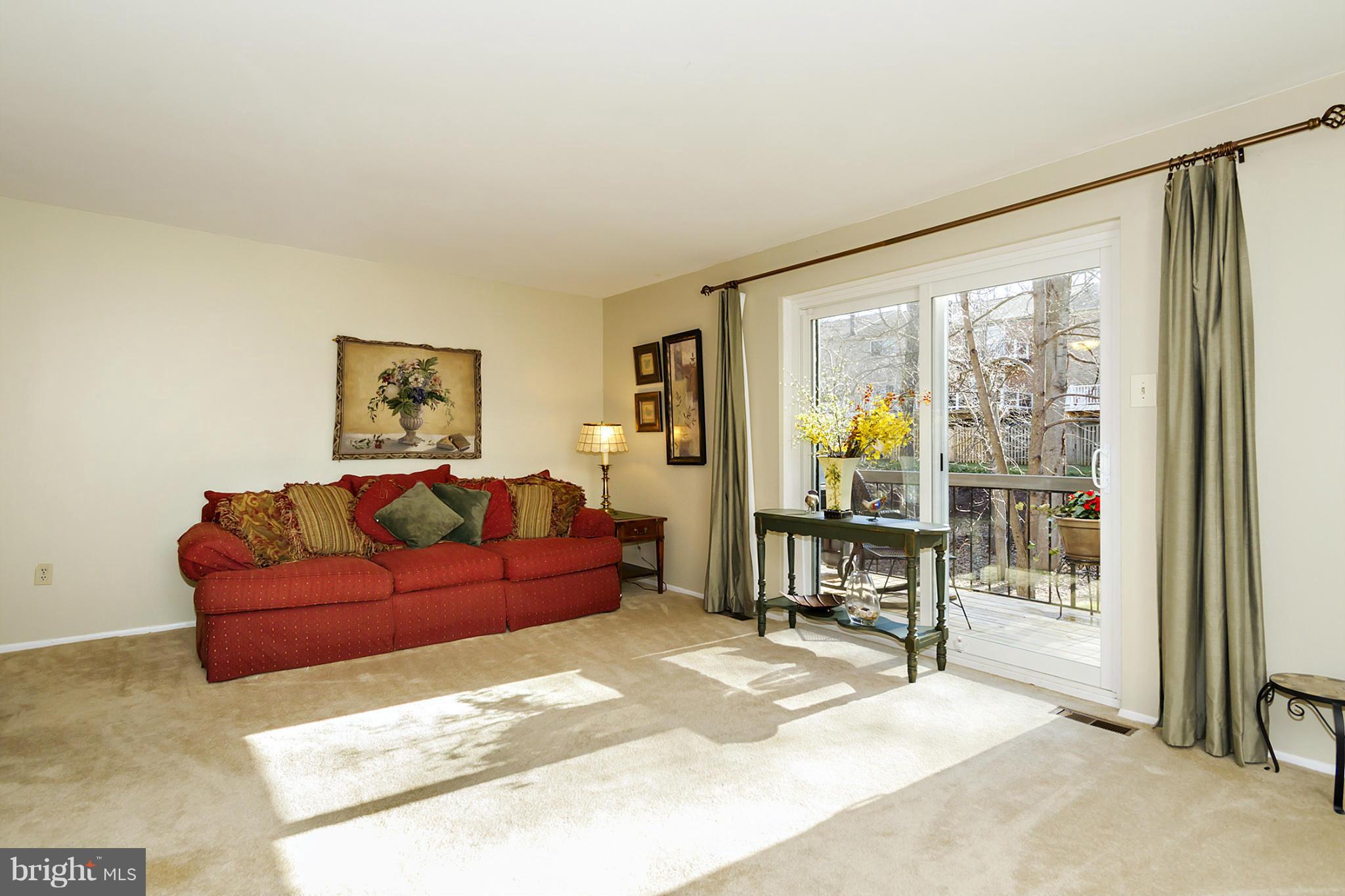 VILLAGE OF HICKORY RIDGE - Residential