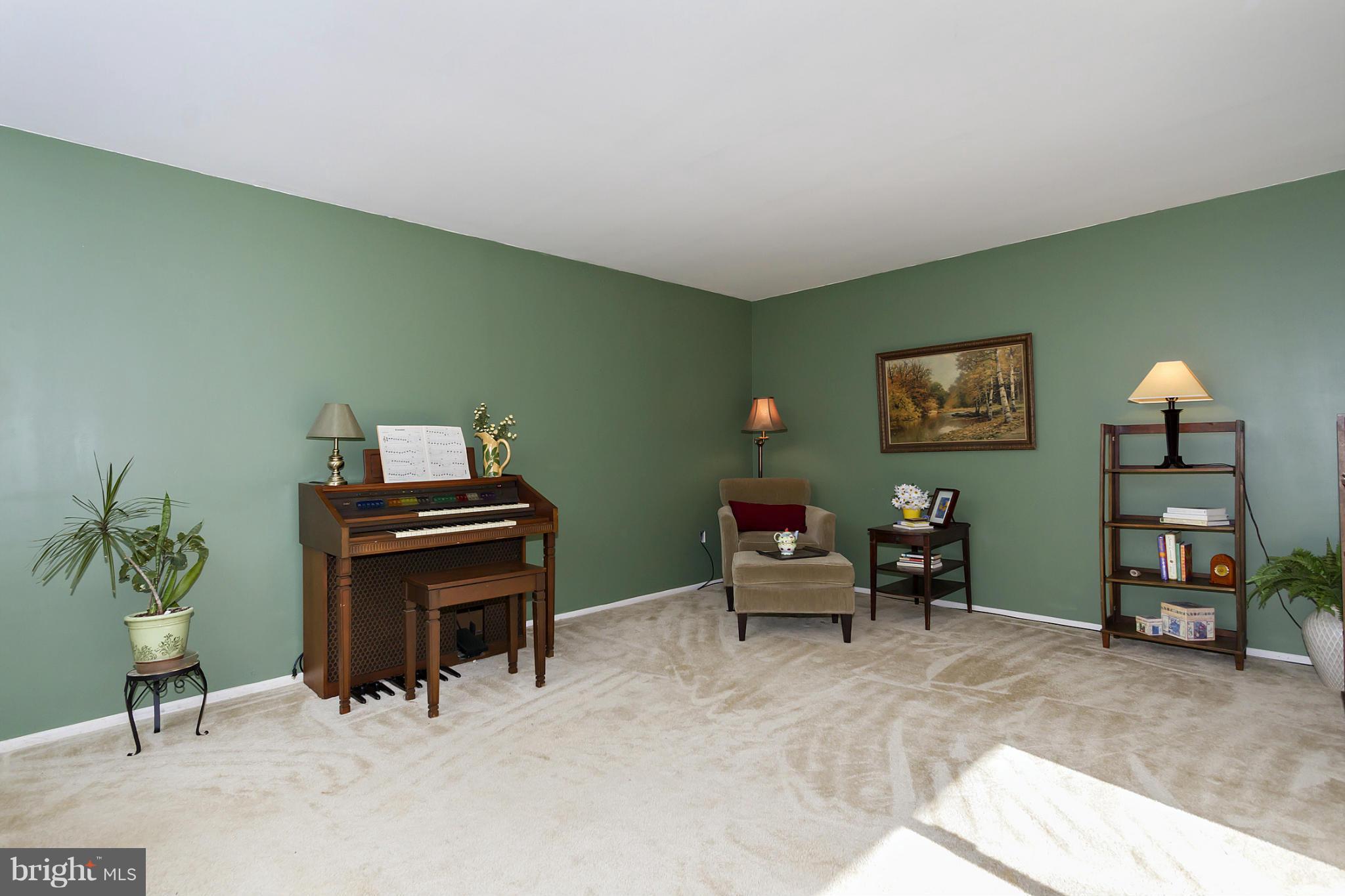 VILLAGE OF HICKORY RIDGE - Residential