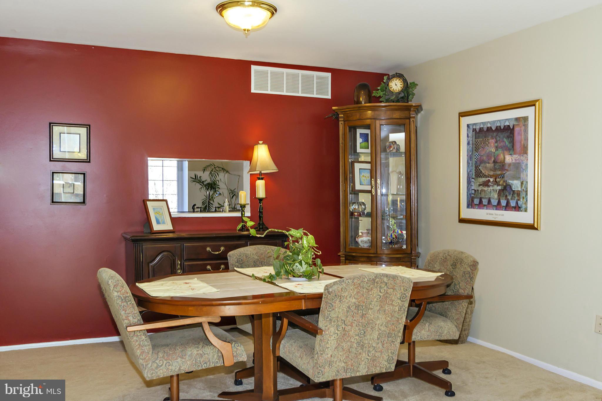 VILLAGE OF HICKORY RIDGE - Residential