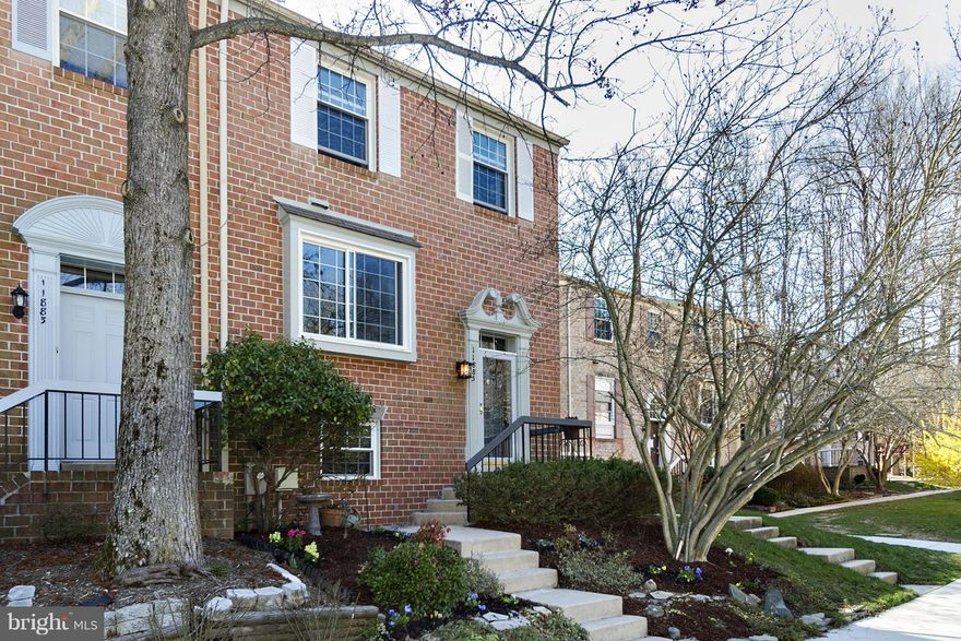 ALL BRICK TOWNHOUSE BY HOWARD HOMES. KITCHEN UPDATED WITH NEW CUSTOM MADE CABINETRY, FLOORING, COUNTERS. GUEST BATH NEW RENOVATION. MASTERBATH AND HALL BATH UPDATED. NEW 18.3 SEER HVAC SYSTEM (2012). ROOF DONE IN 2005. FENCED BACKYARD FOR PRIVACY WITH PAVER STONE PATIO AND LANDSCAPING. NICELY LANDSCAPED IN FRONT.  ALL NEW WINDOWS AND SLIDERS. ROUGH-IN FOR FULL BATH IN BASEMENT. THIS IS A BEAUTY.