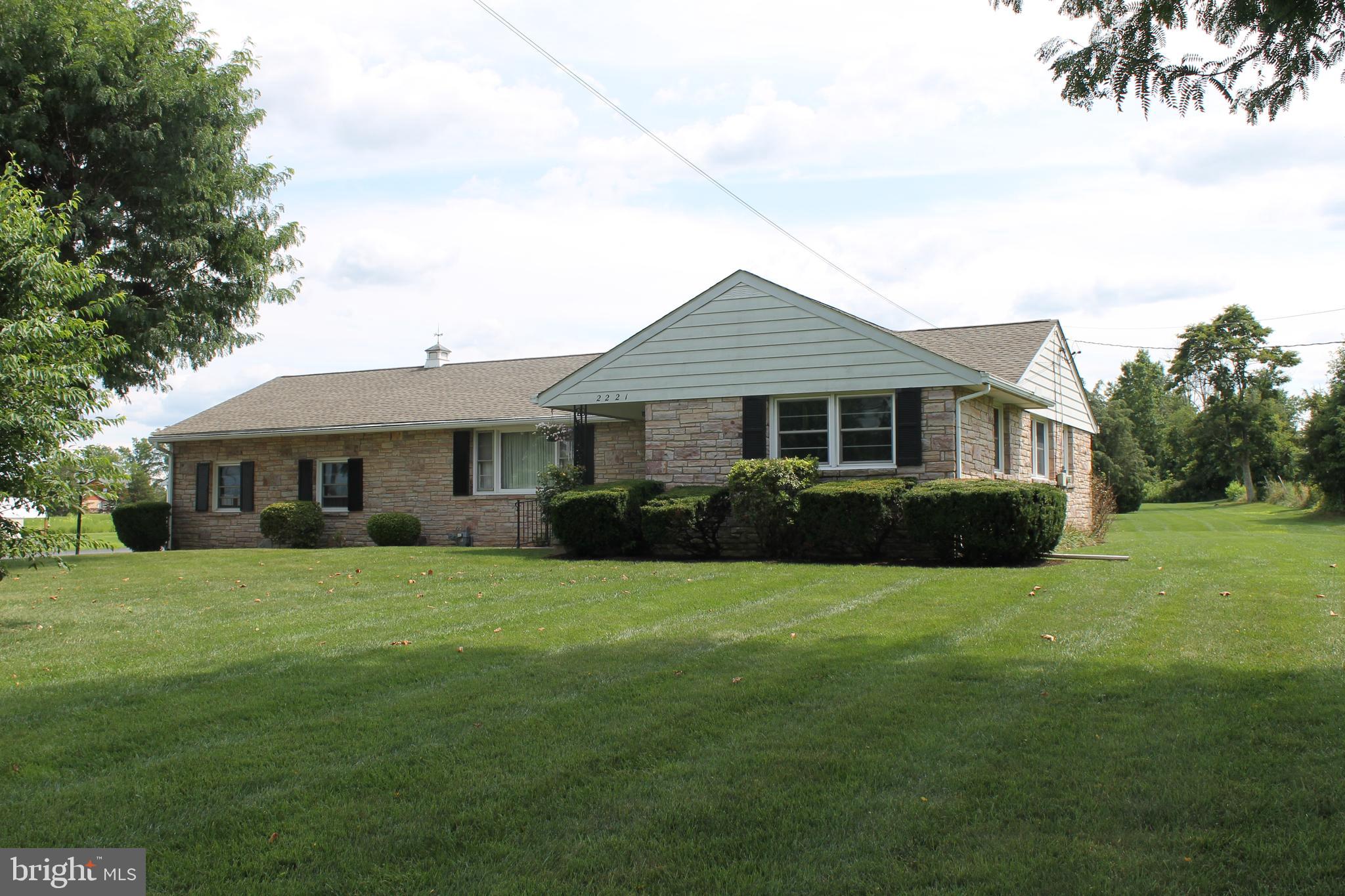 2221 N MAIN/KUMRY ROAD