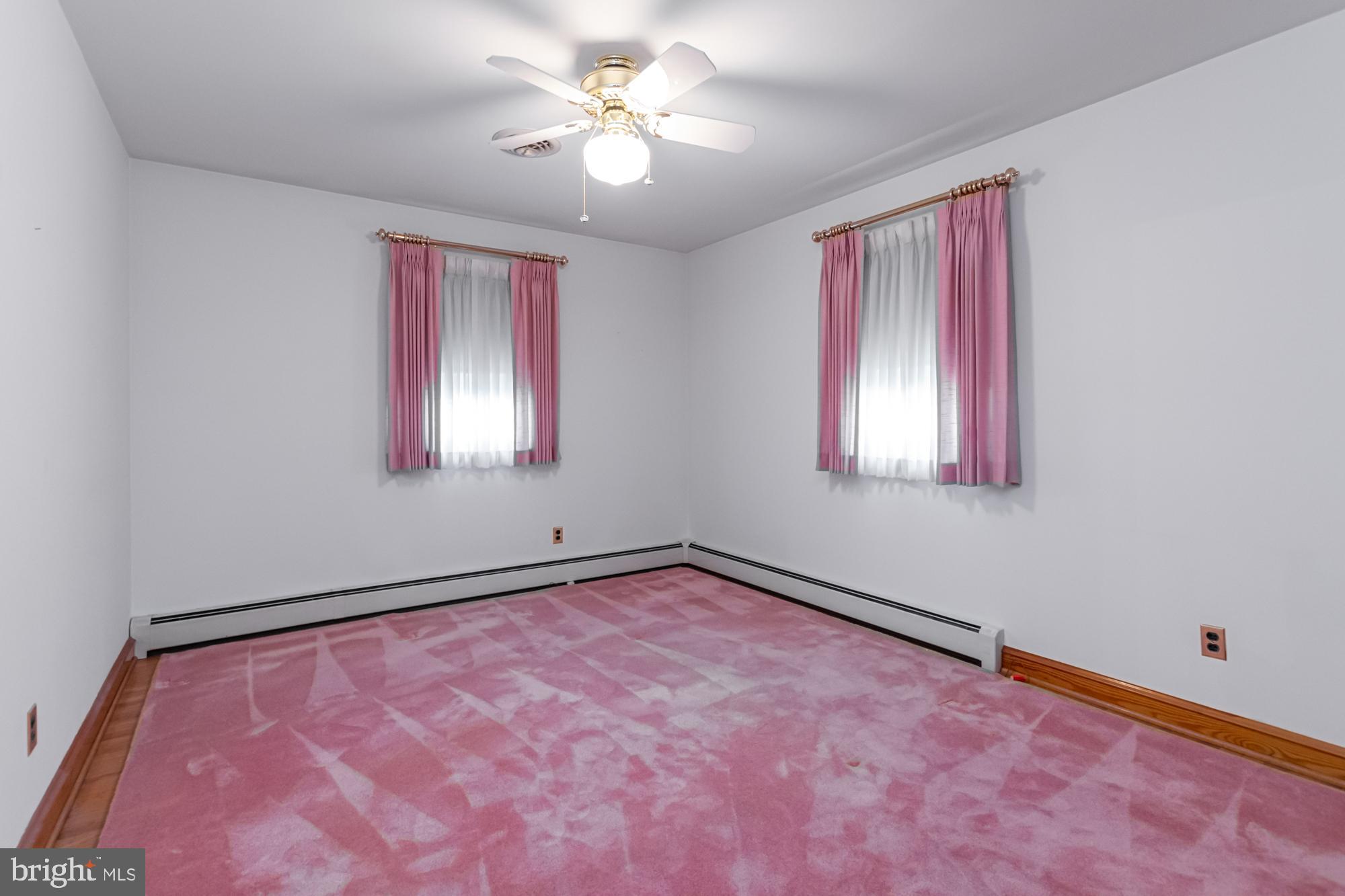 WOODWARD SQUARE - Residential