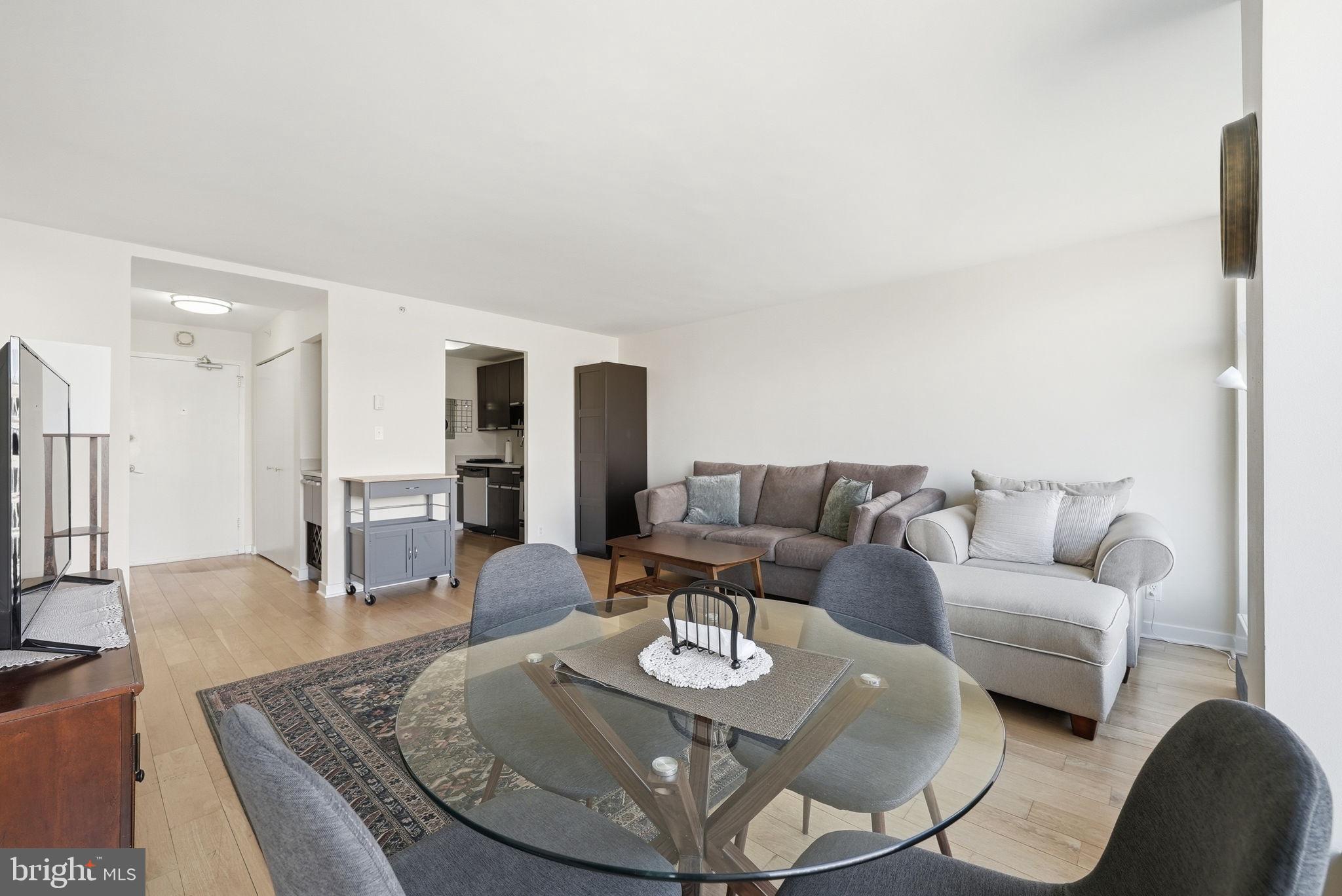 1101 3RD STREET SW 701