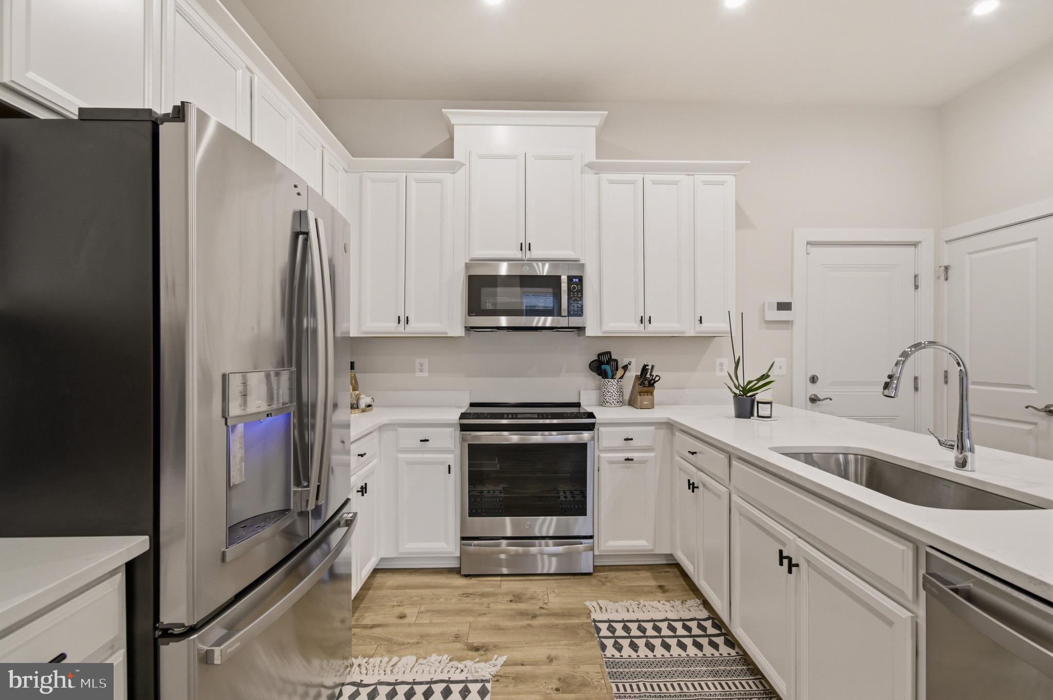 WESTSIDE AT SHADY GROVE - Residential