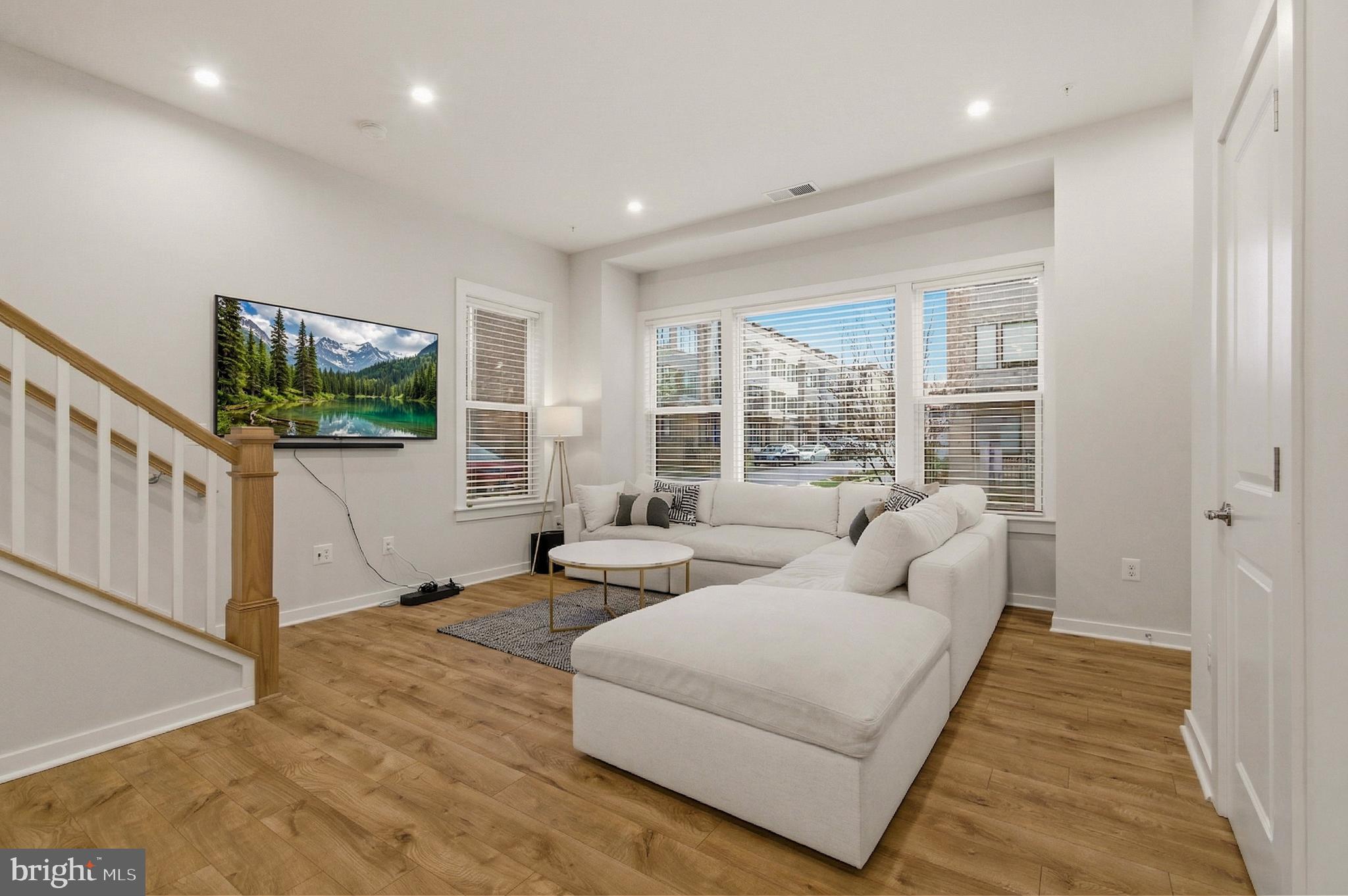 WESTSIDE AT SHADY GROVE - Residential