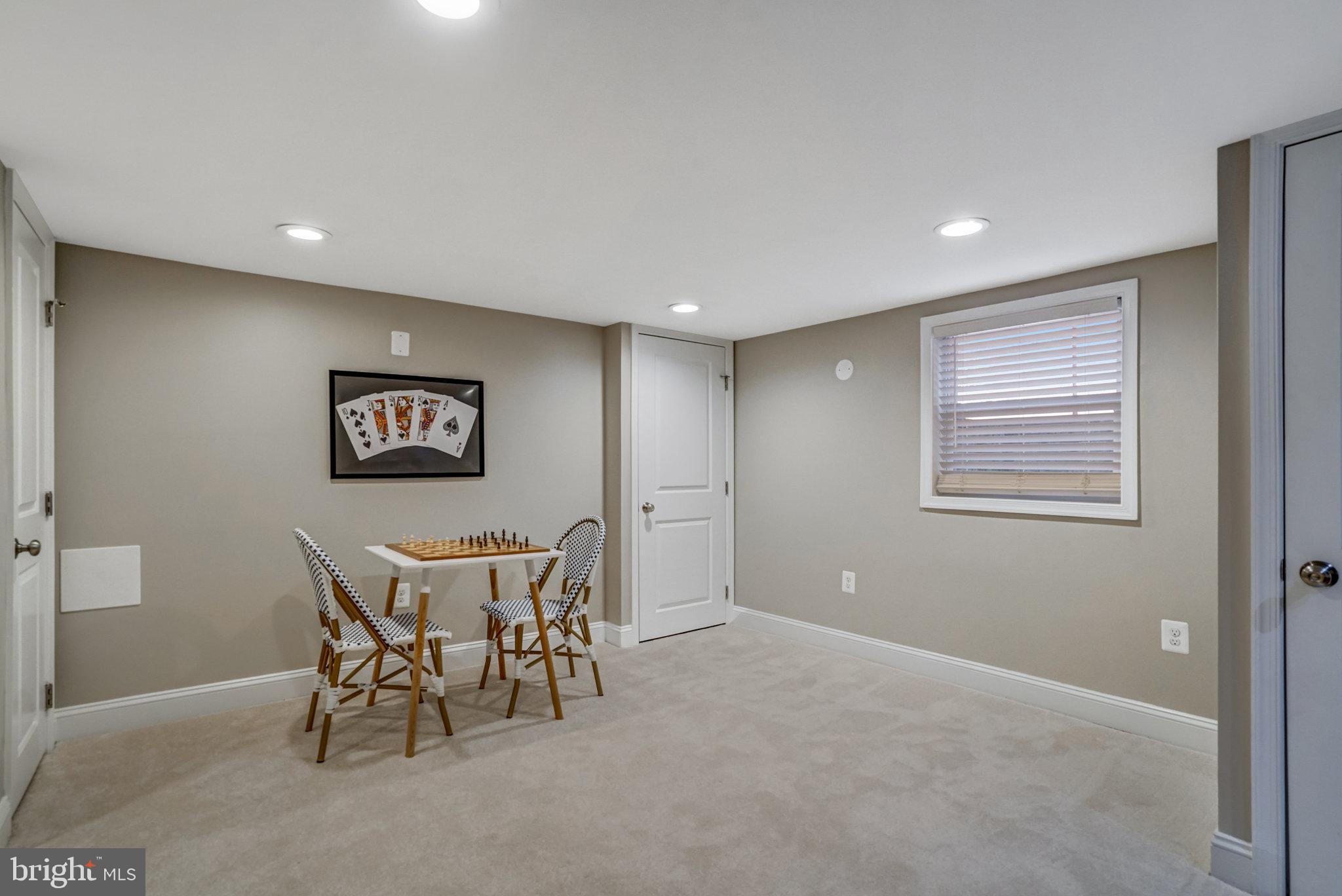 LYNHAVEN - Residential