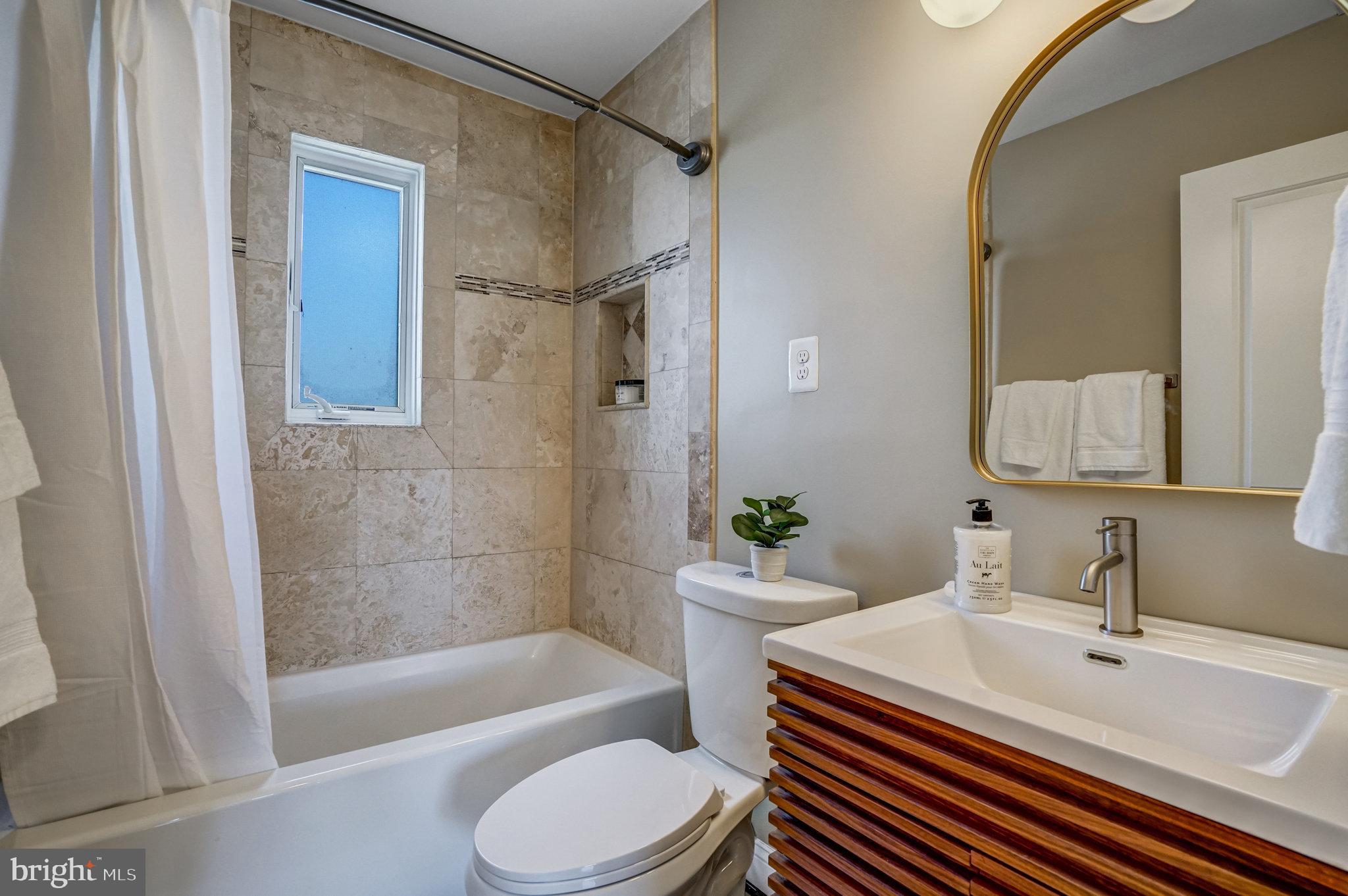 LYNHAVEN - Residential