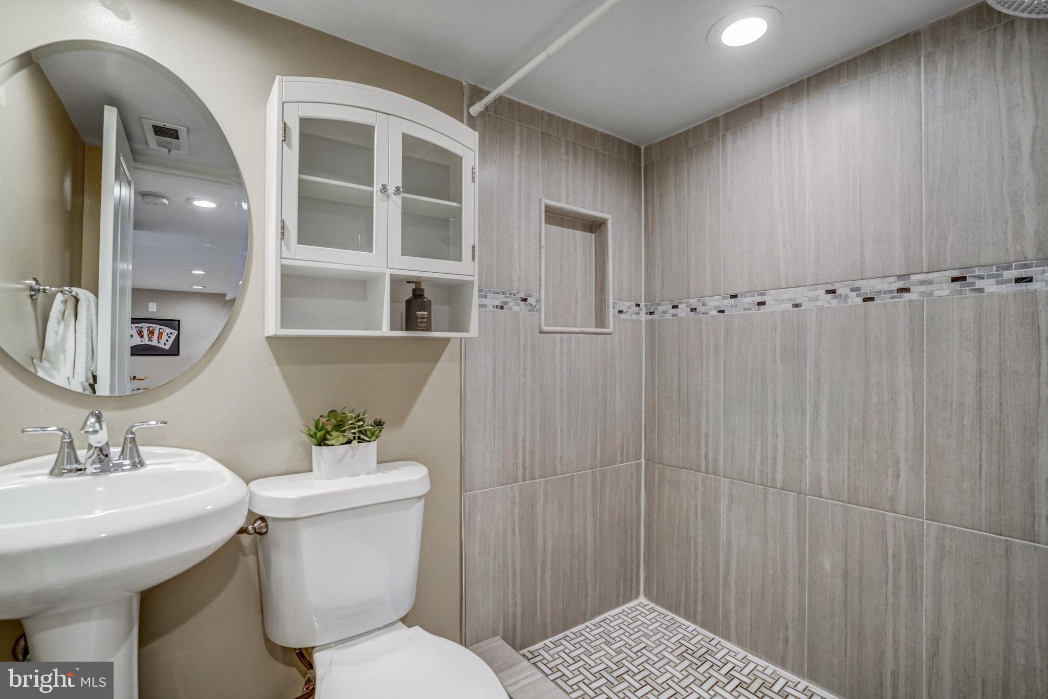 LYNHAVEN - Residential