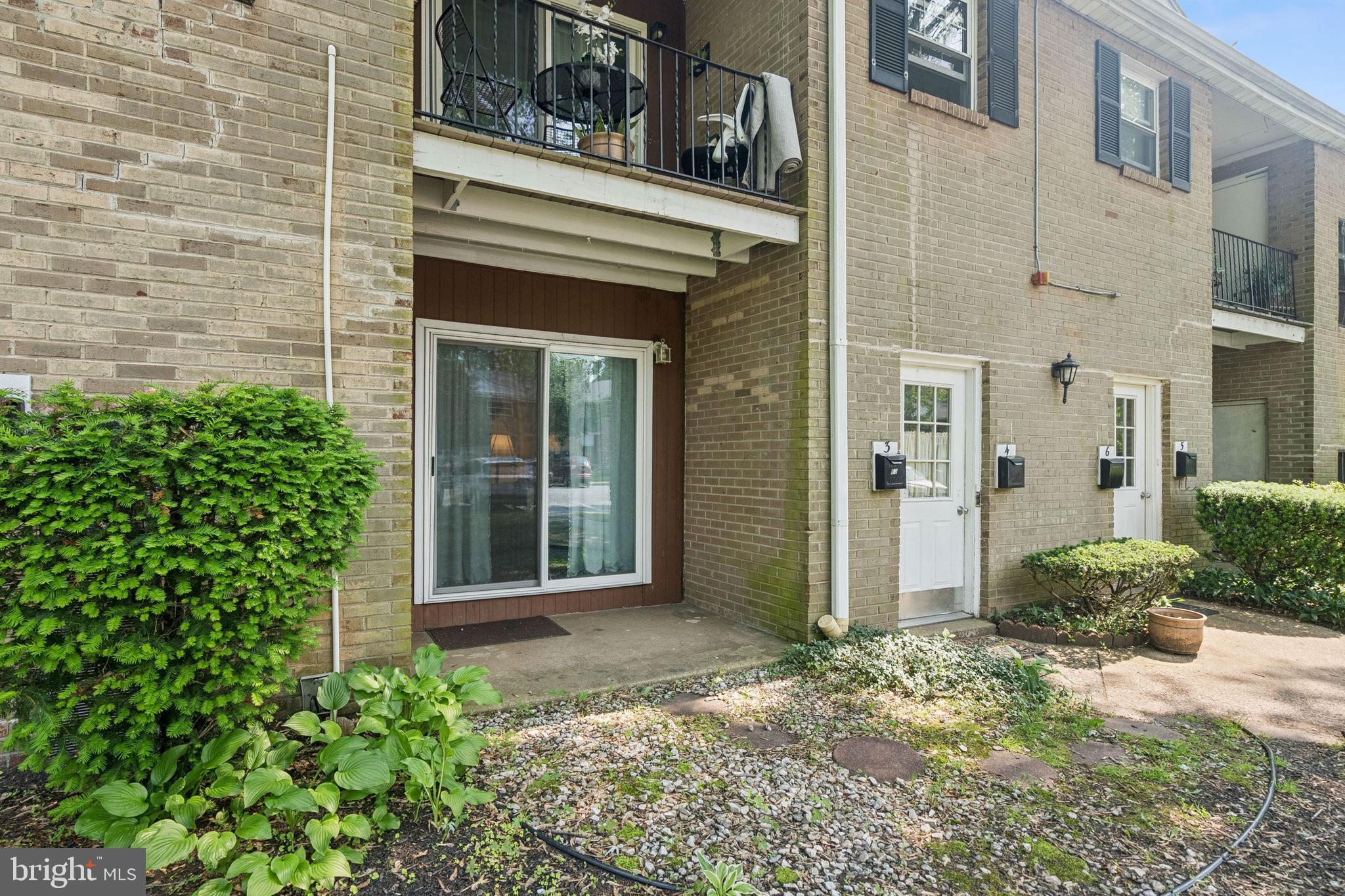 1294 COOPER STREET E3