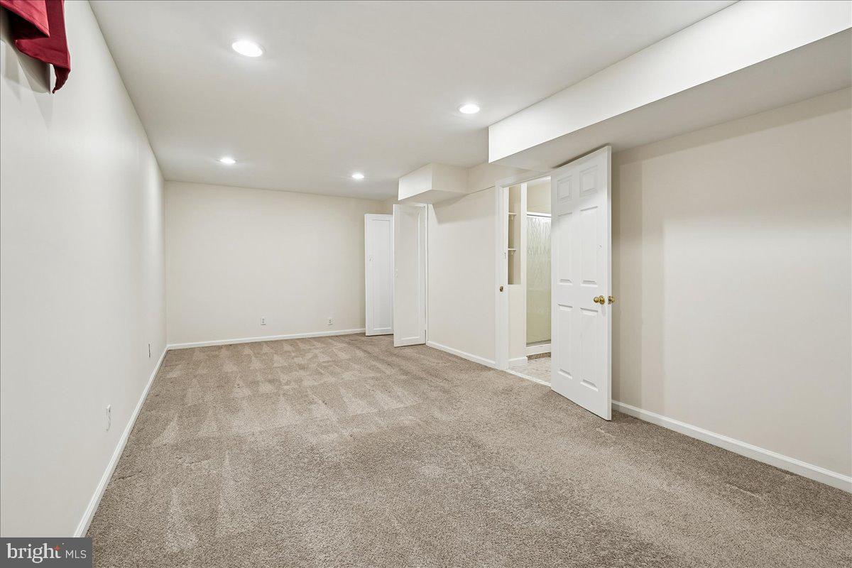 SALEMS GRANT - Residential