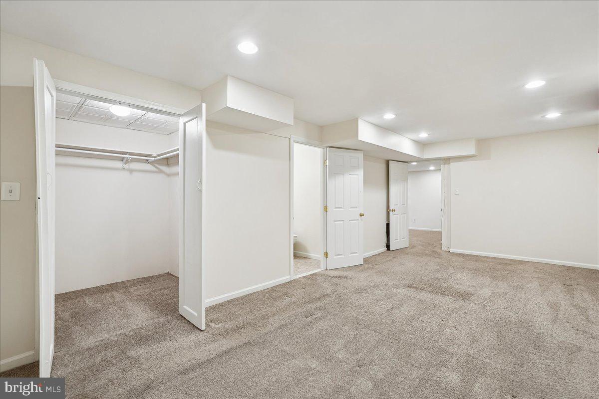 SALEMS GRANT - Residential