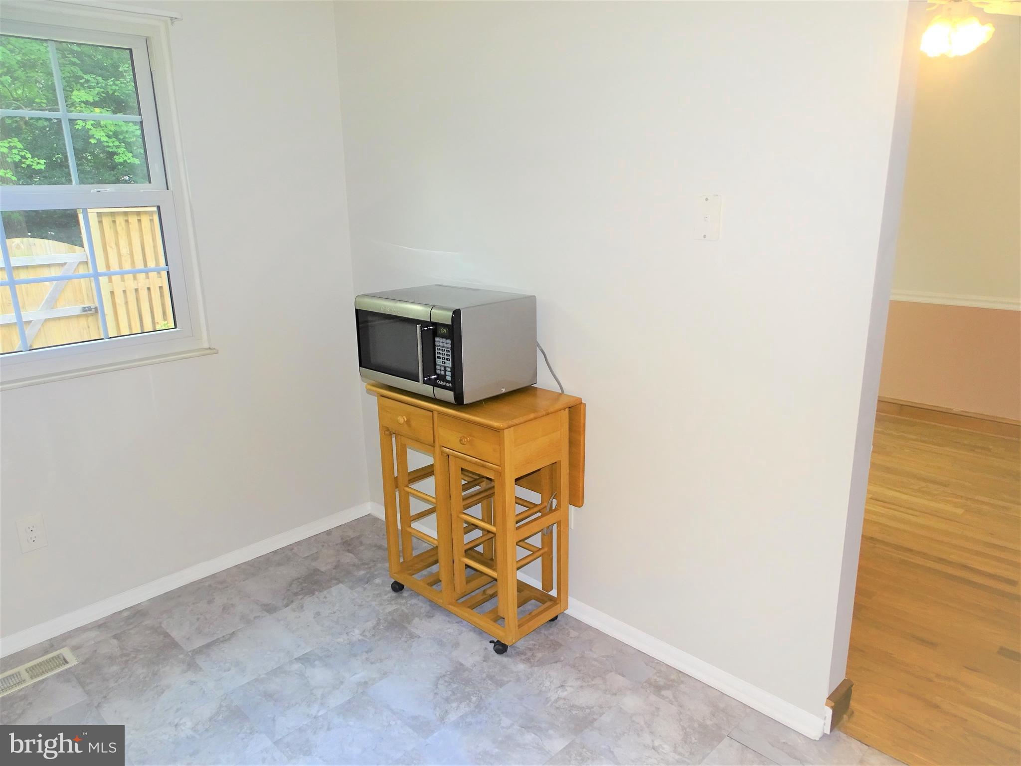 RESTON - Residential Lease