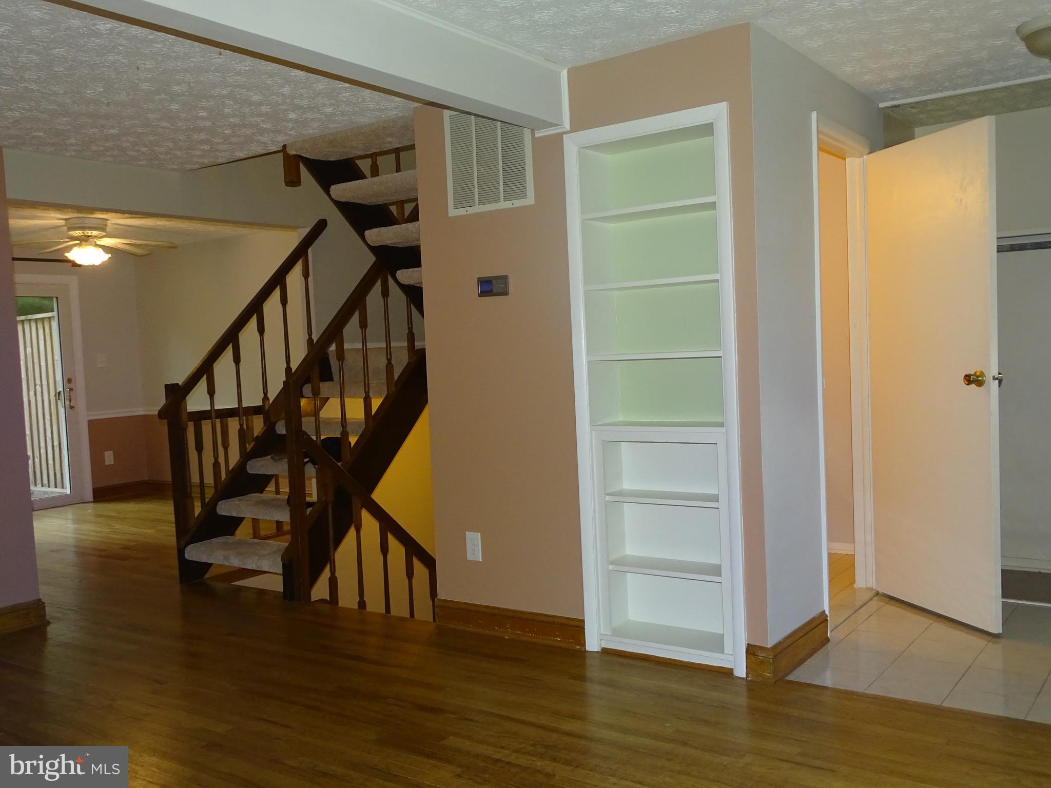 RESTON - Residential Lease