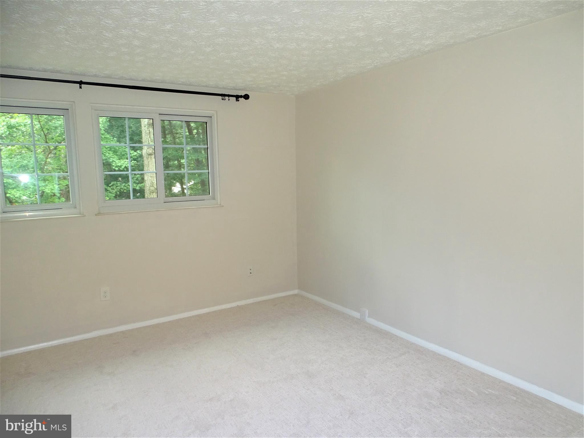 RESTON - Residential Lease