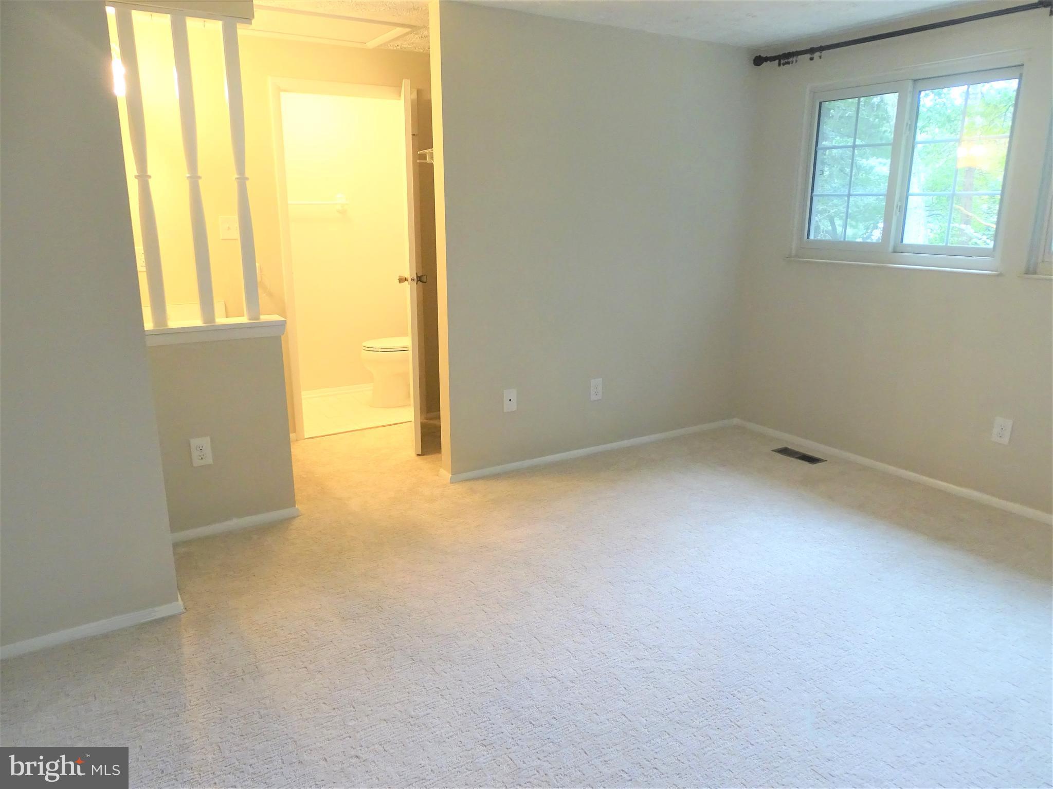 RESTON - Residential Lease