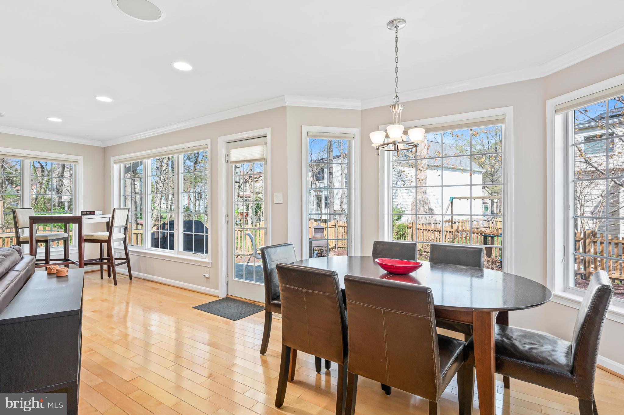 COUNTRYSIDE - Residential