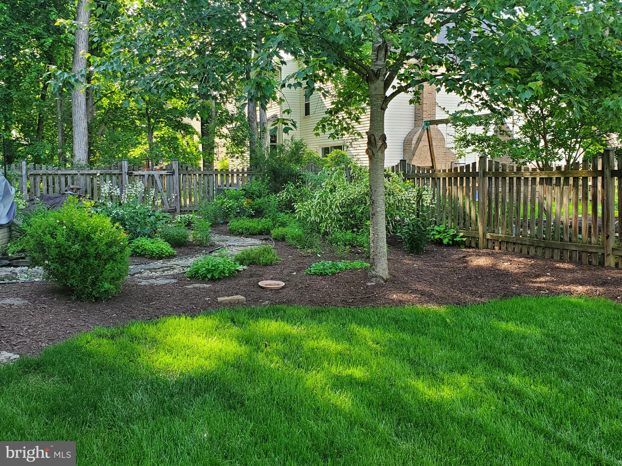 COUNTRYSIDE - Residential