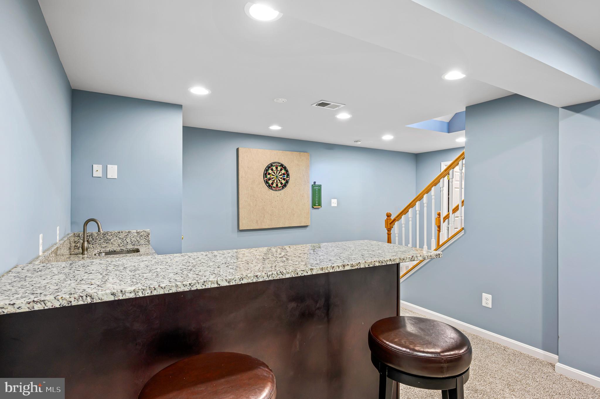 COUNTRYSIDE - Residential