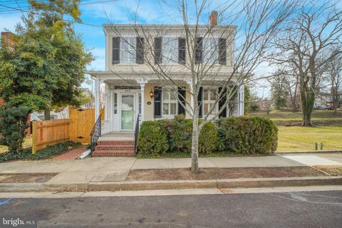 204 FAUQUIER STREET FREDERICKSBURG VA 22401