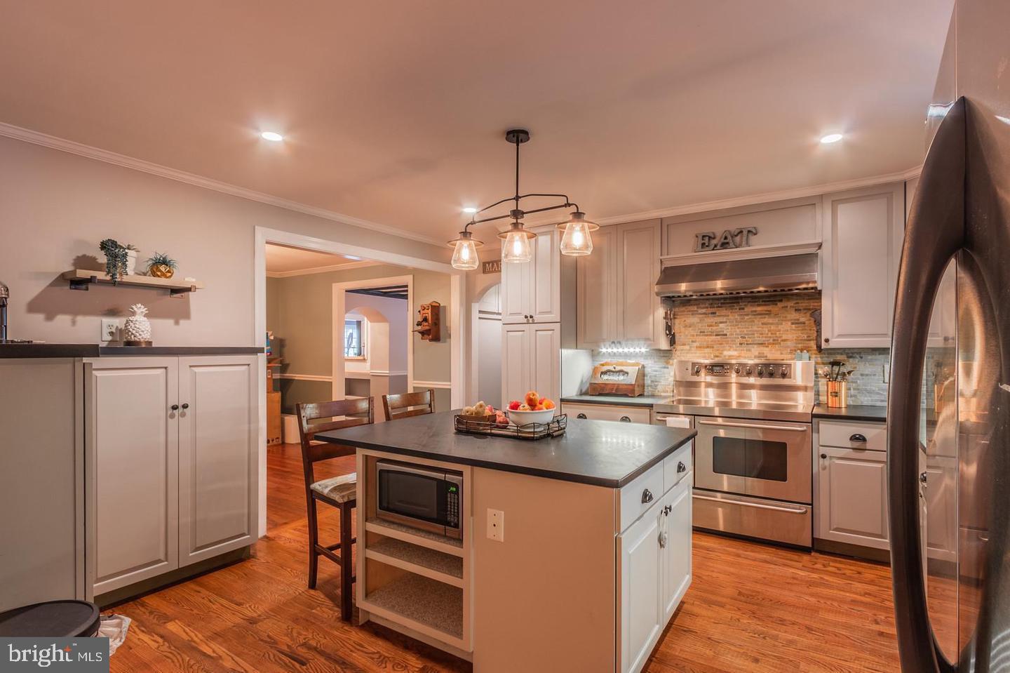 CLEARVIEW HEIGHTS - Residential Lease