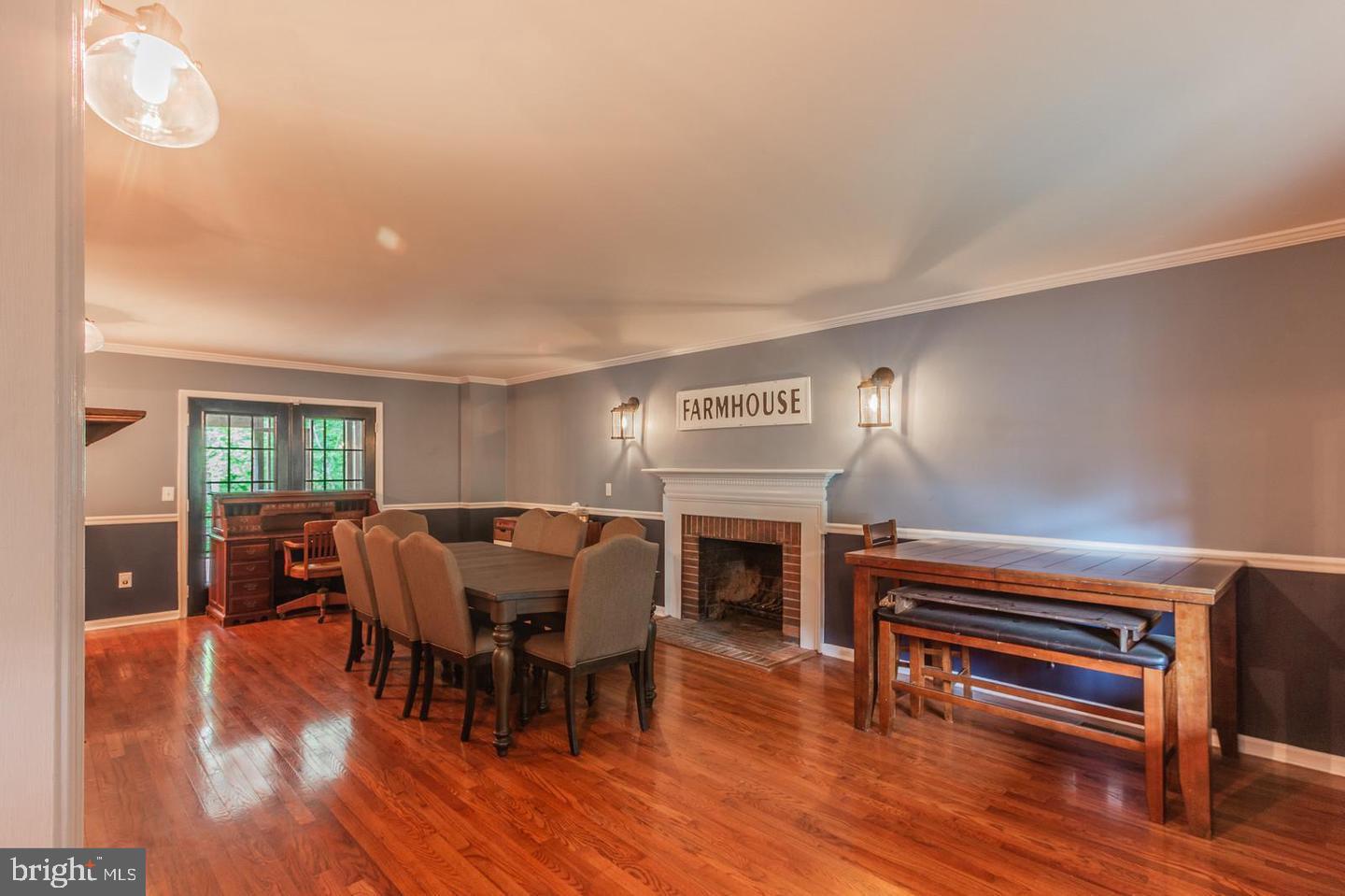 CLEARVIEW HEIGHTS - Residential Lease