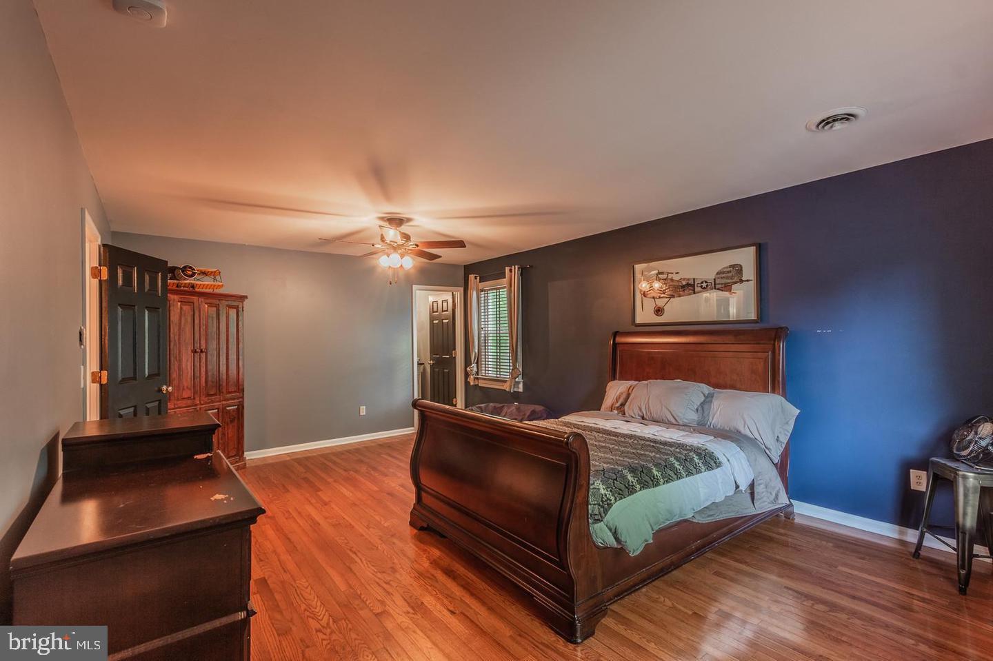 CLEARVIEW HEIGHTS - Residential Lease