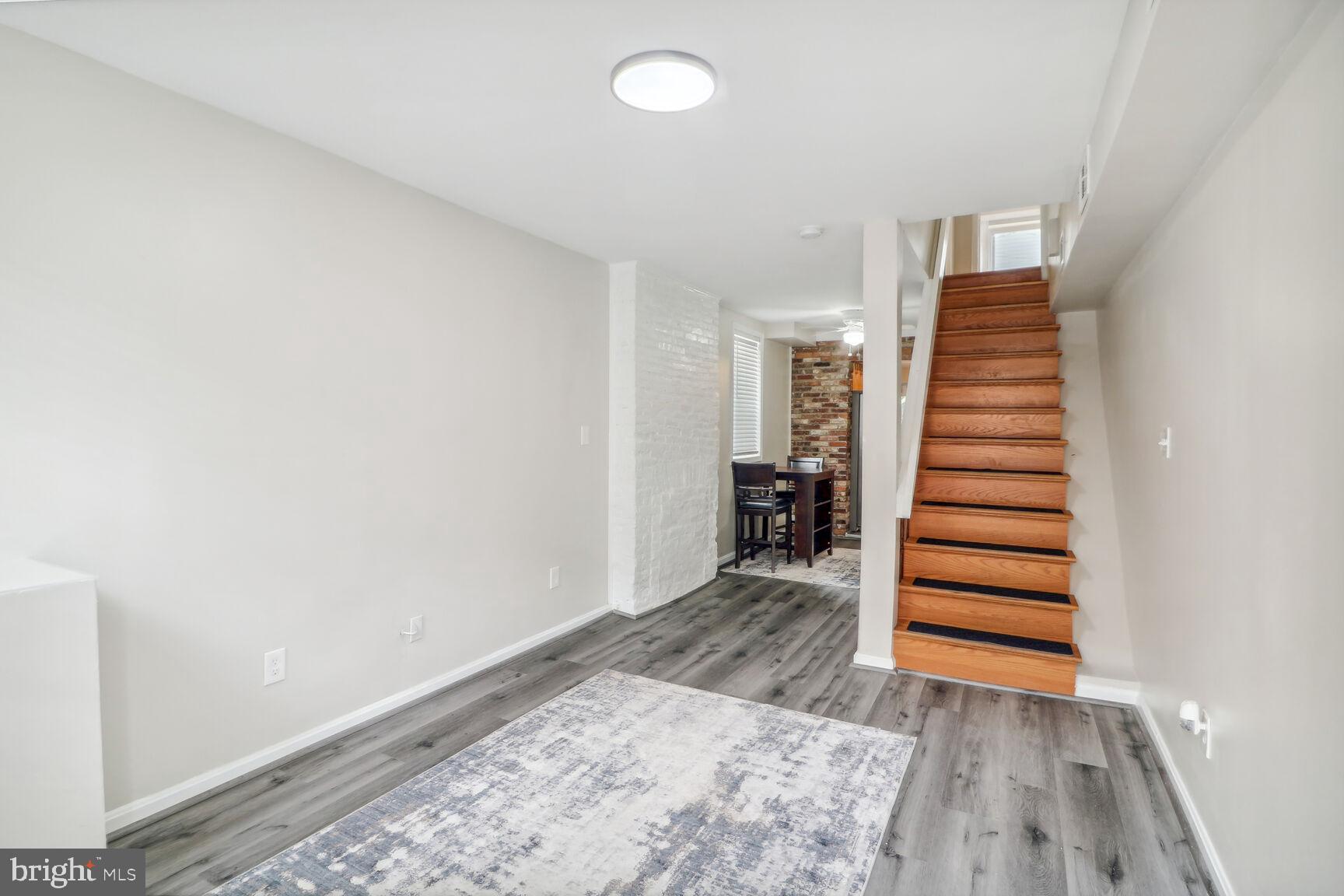 SHARP LEADENHALL - Residential