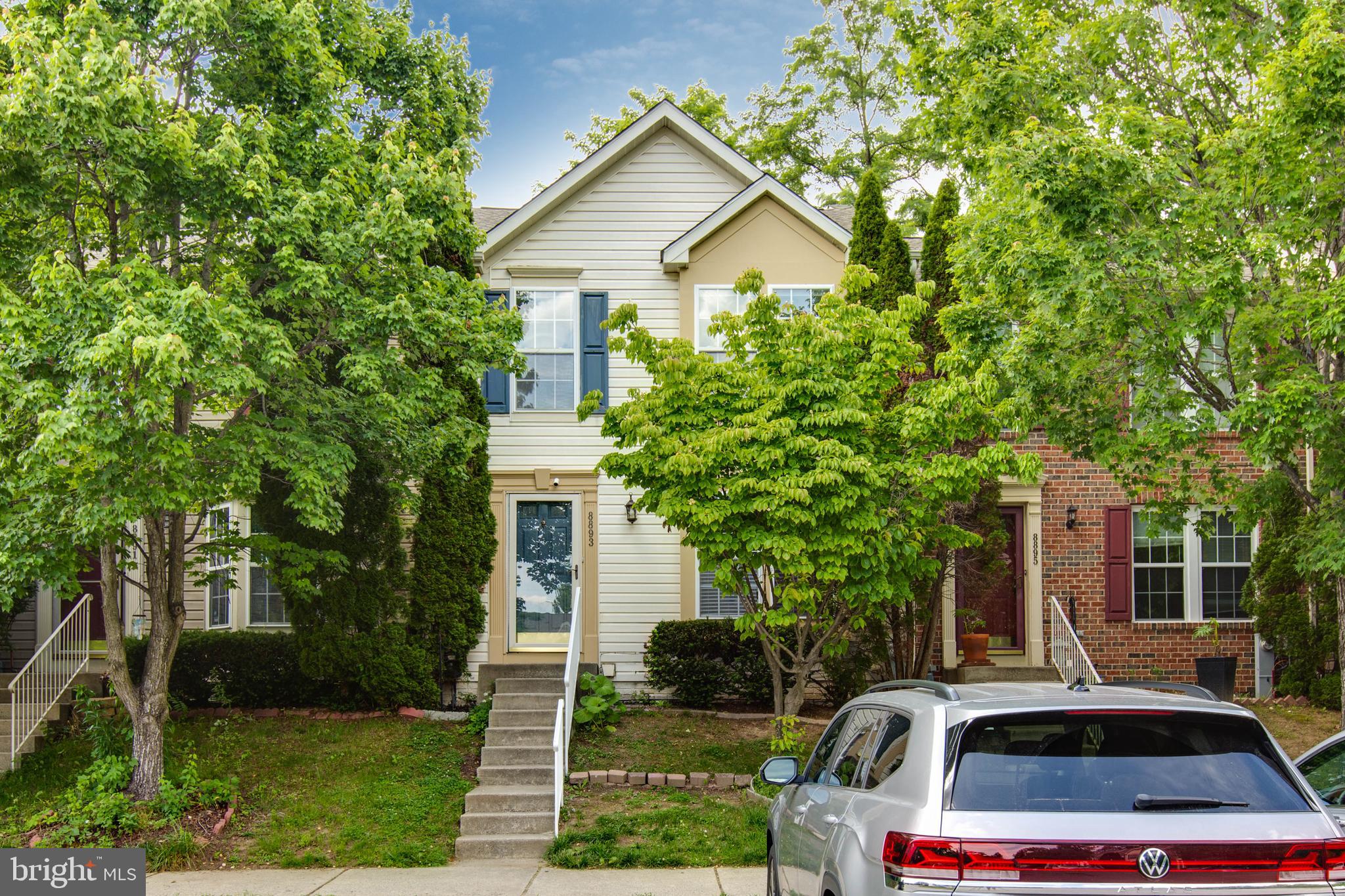 8893 PAPILLON DRIVE