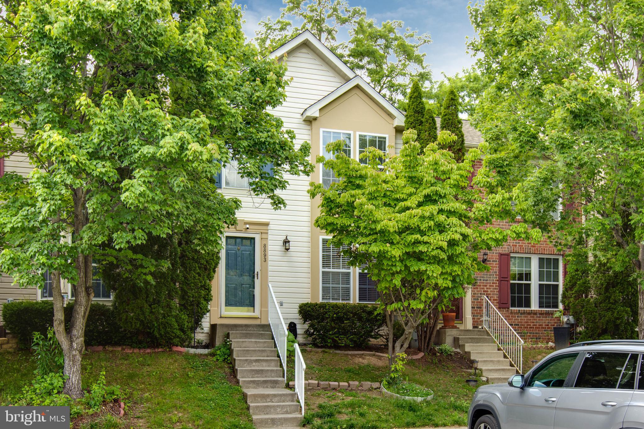 8893 PAPILLON DRIVE