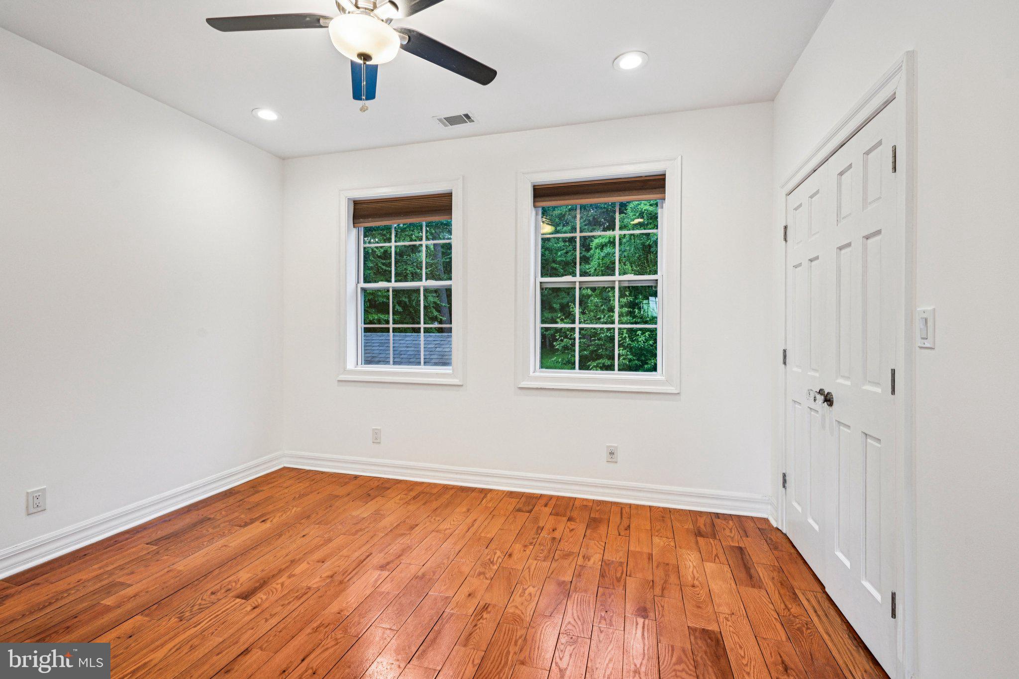 BRYN MAWR - Residential