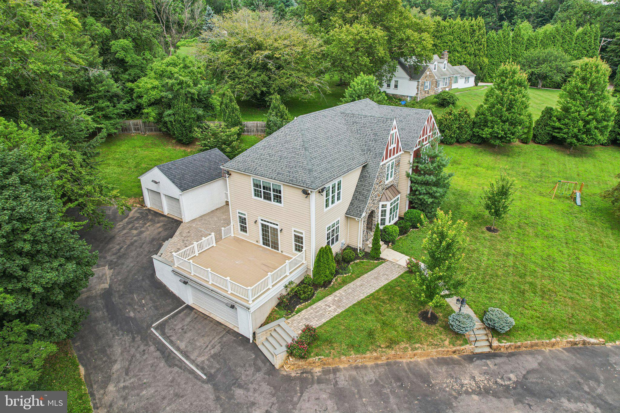 BRYN MAWR - Residential