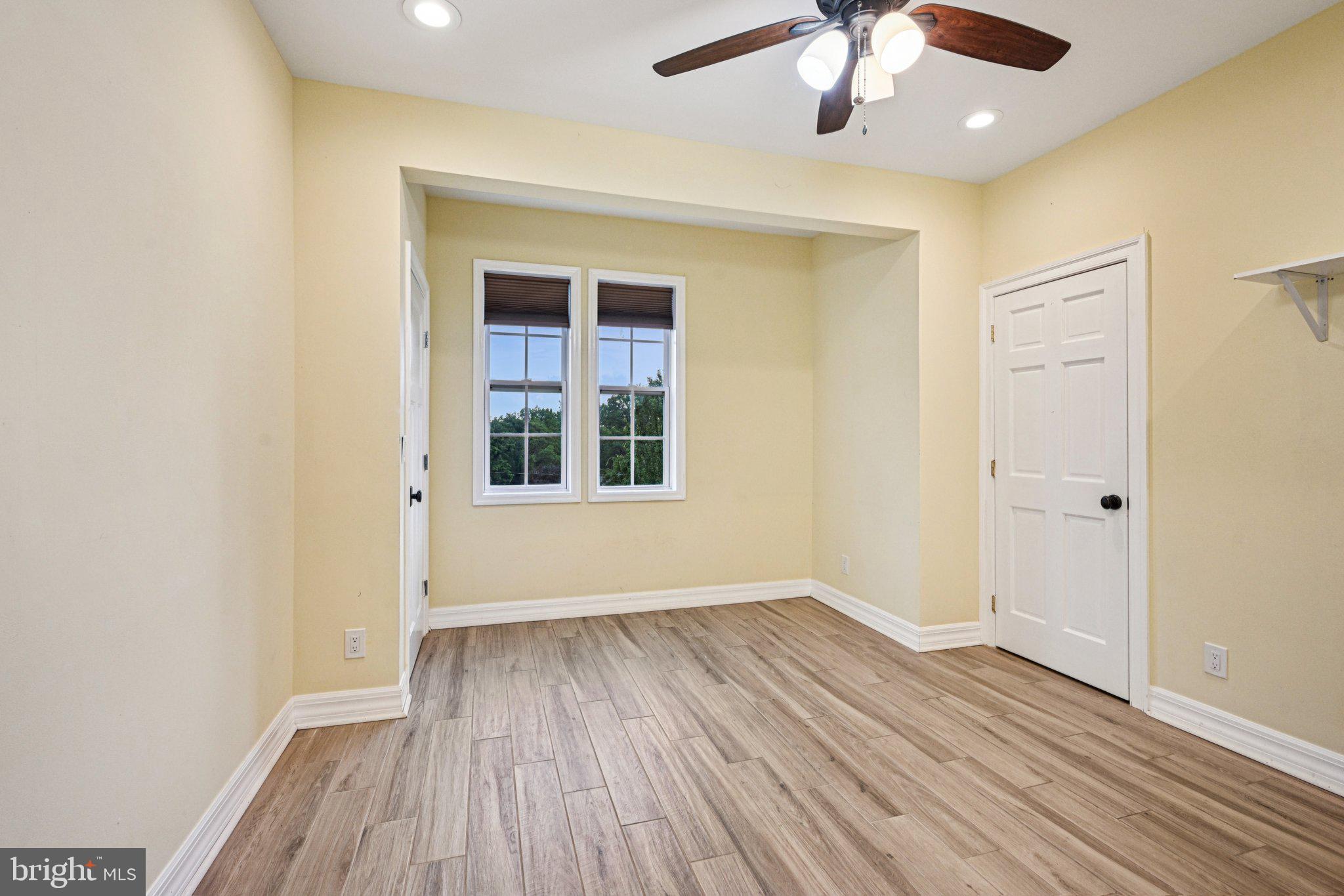 BRYN MAWR - Residential