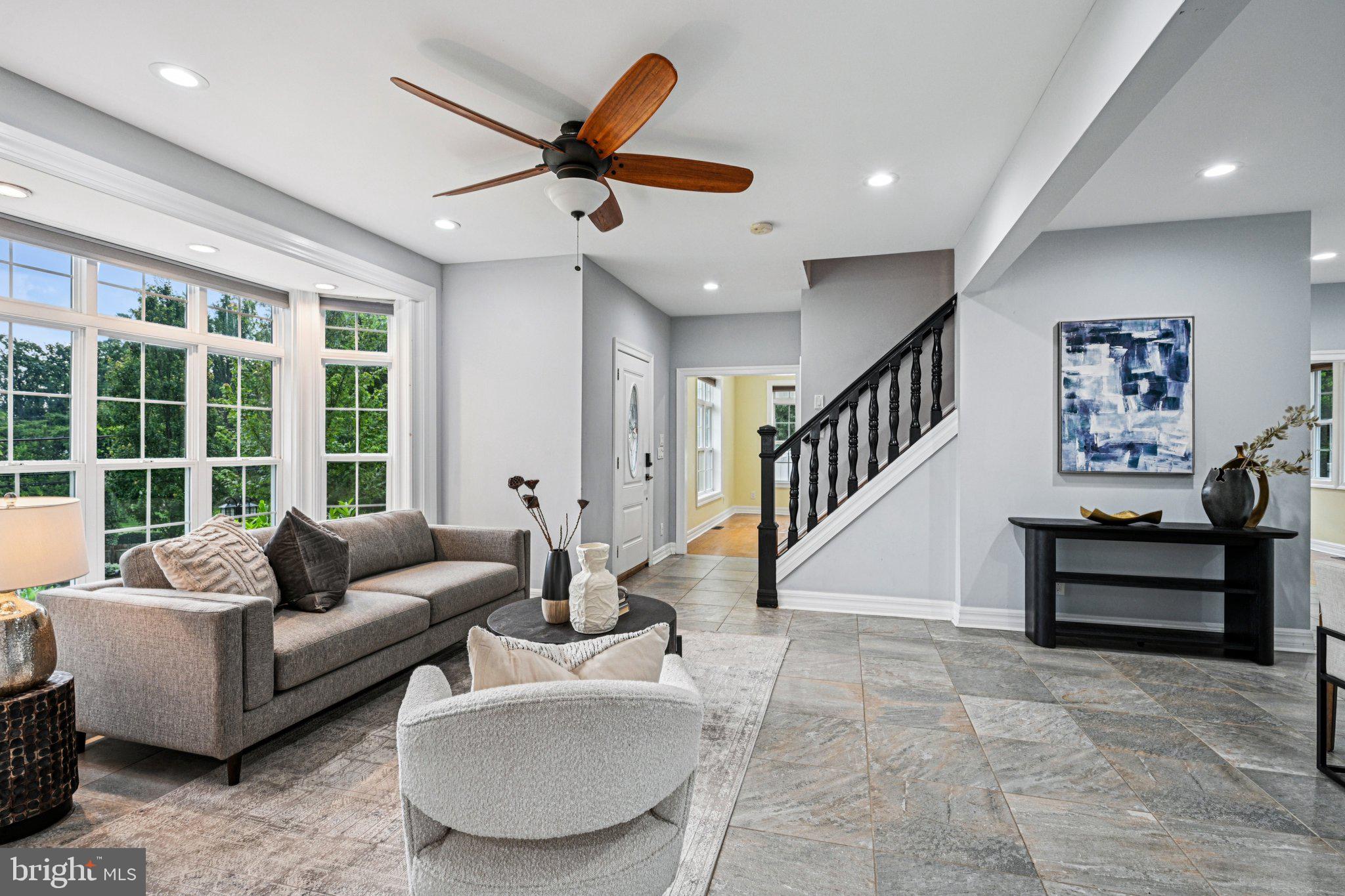 BRYN MAWR - Residential