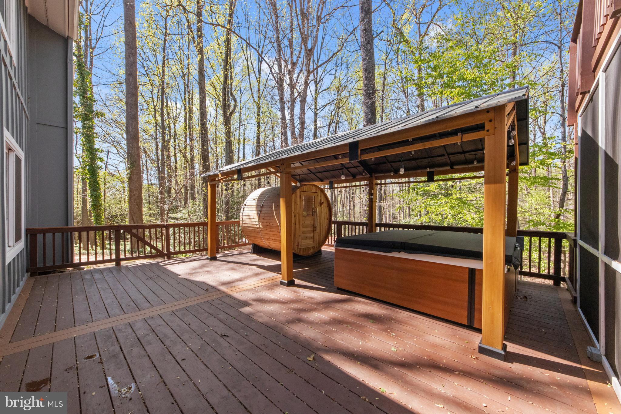 CHANCELLOR FARMS - Residential