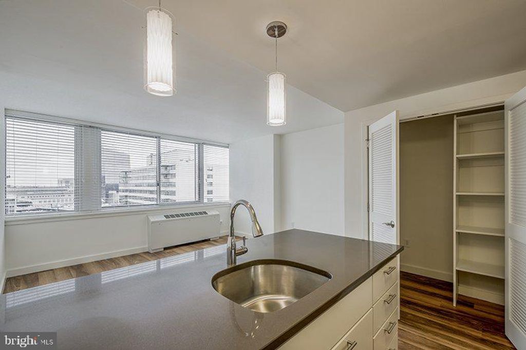 Photo of 2200 Benjamin Franklin Parkway #0B-S0703, PHILADELPHIA, PA 19130 (MLS # PAPH2564112)