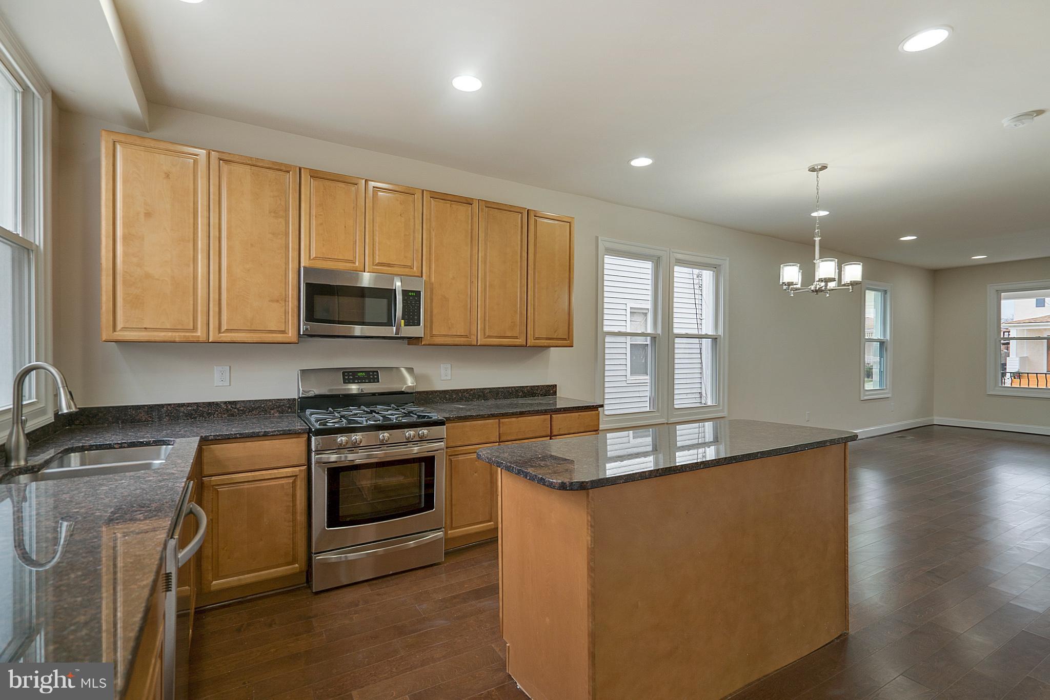 ROGERS & PHILLIPS - Residential