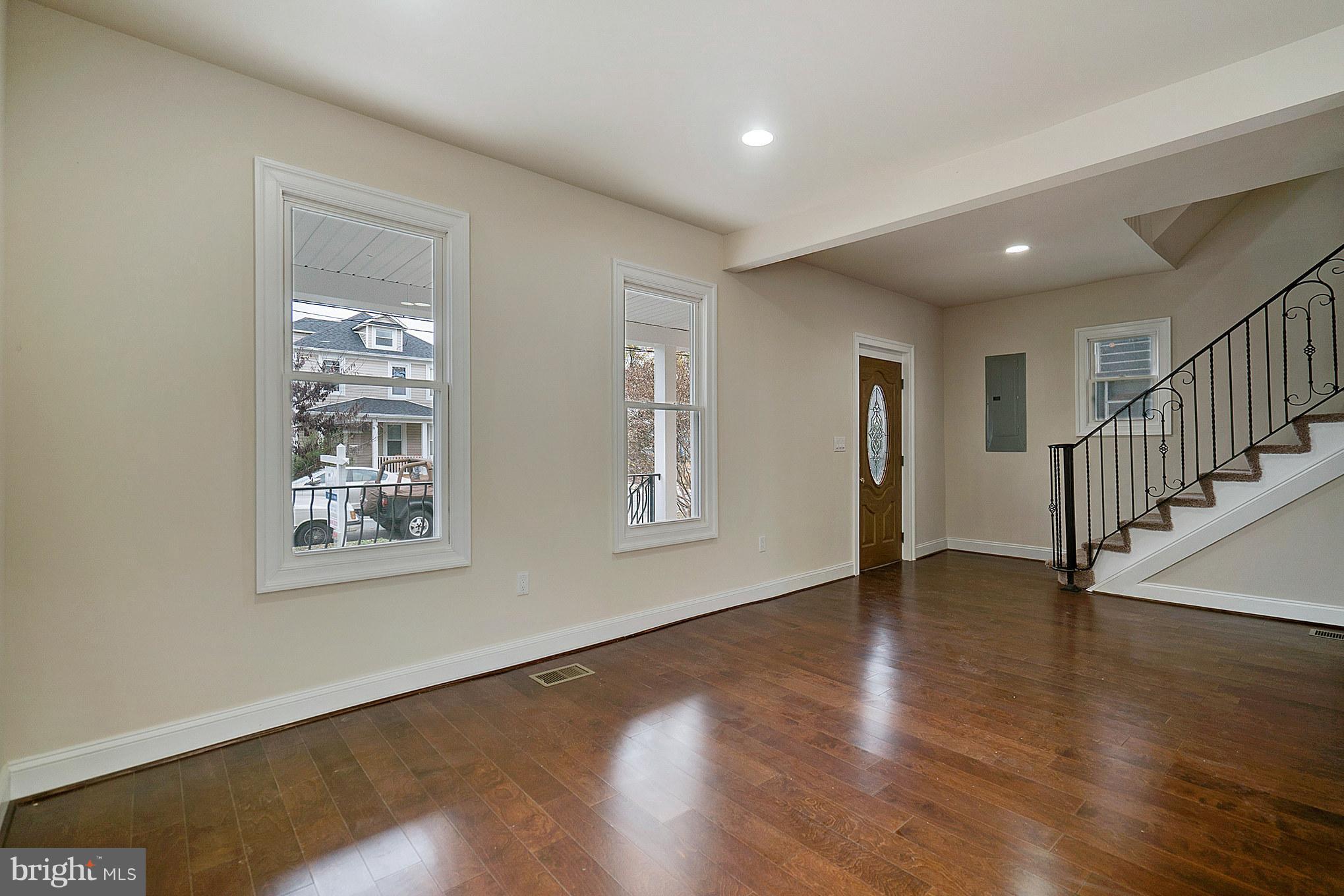 ROGERS & PHILLIPS - Residential