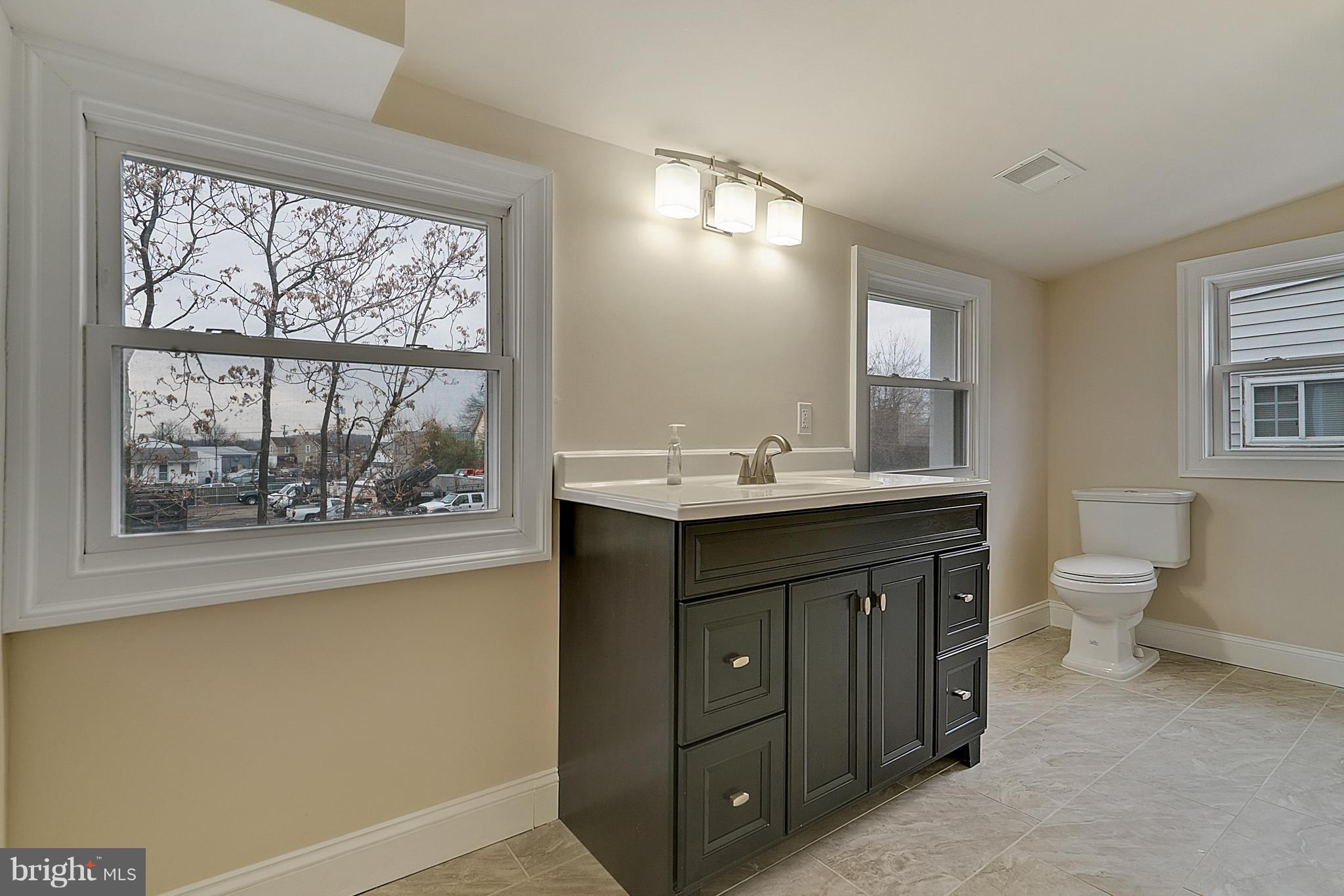 ROGERS & PHILLIPS - Residential